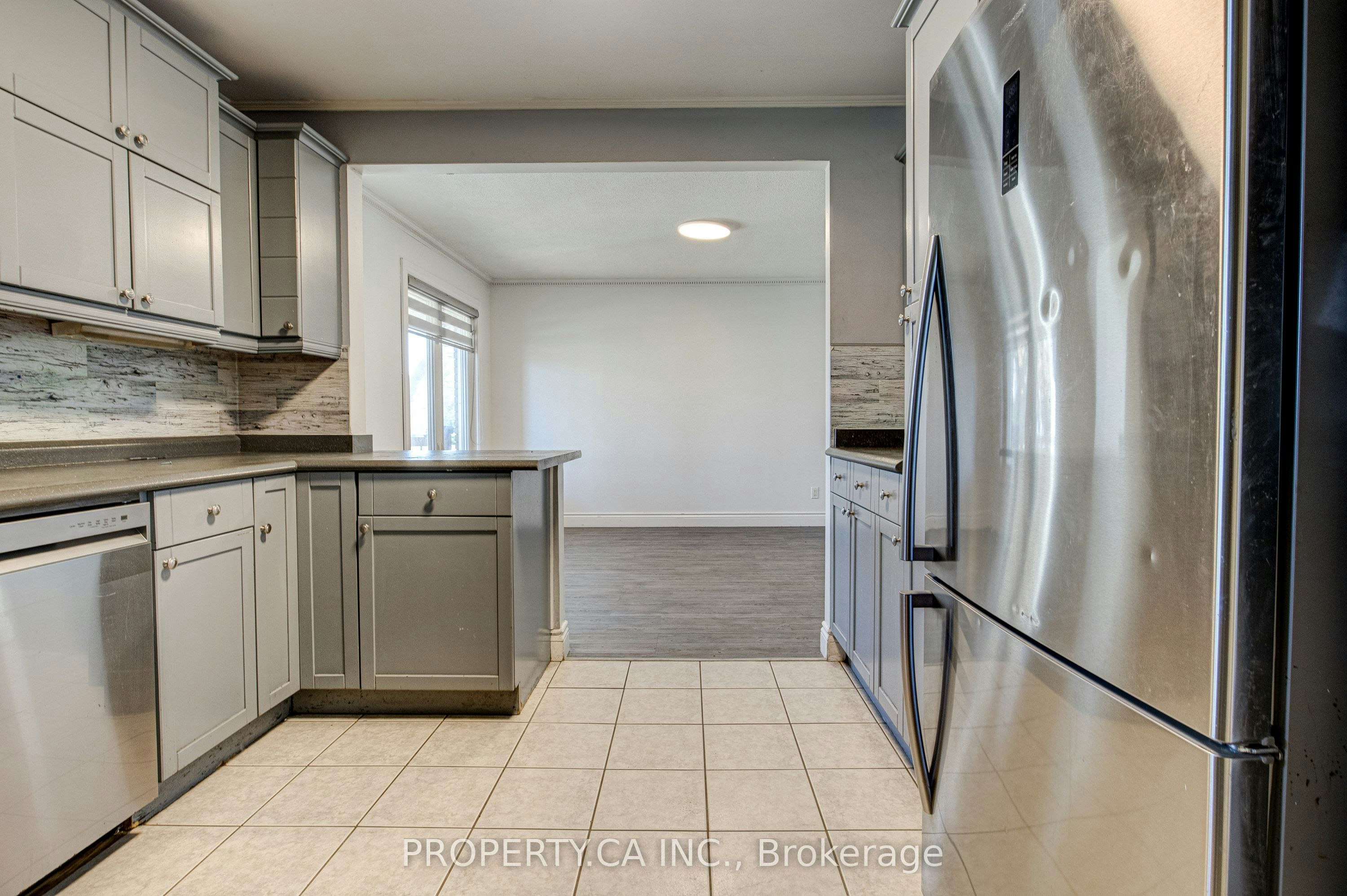 71 Highpark Avenue, Kitchener, ON, N2C 2C3 - 10