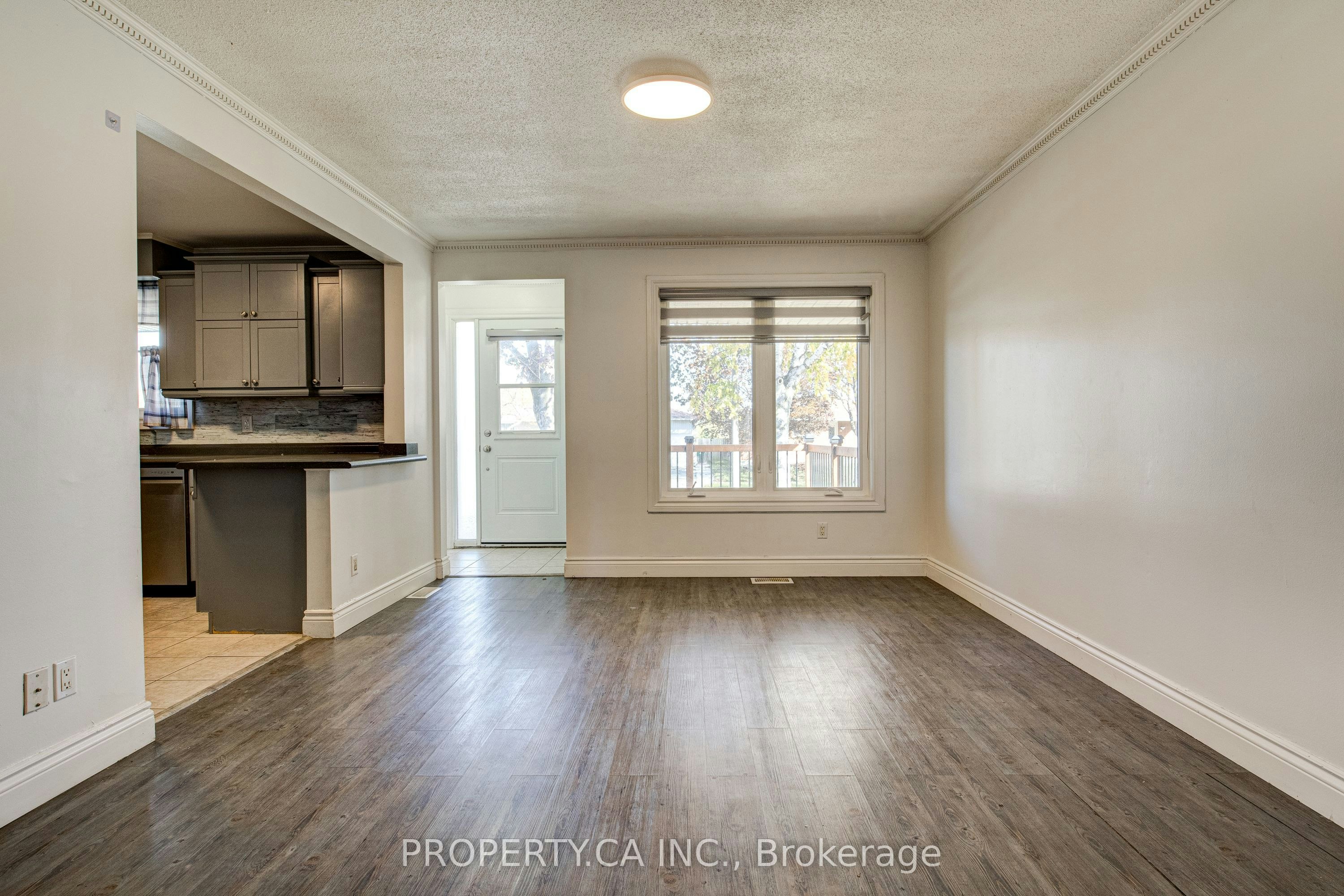 71 Highpark Avenue, Kitchener, ON, N2C 2C3 - 16