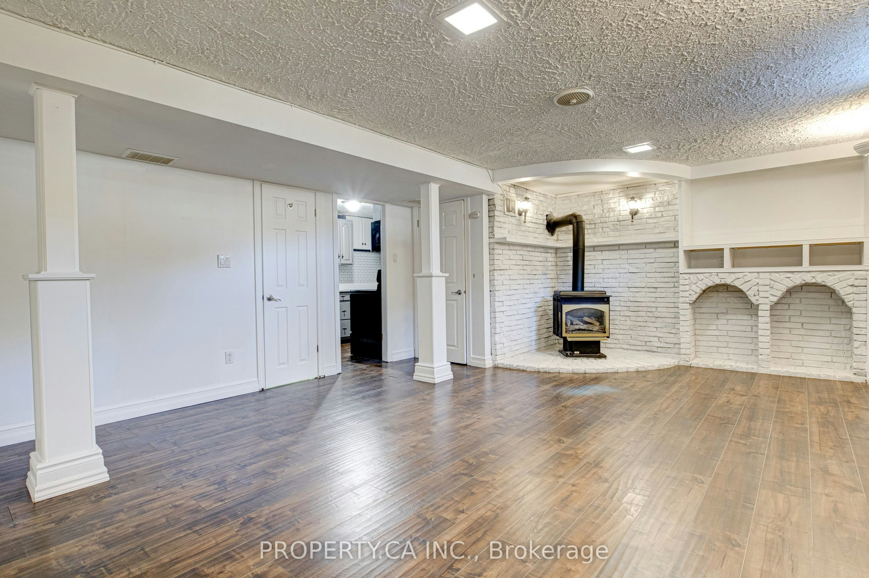 71 Highpark Avenue, Kitchener, ON, N2C 2C3 - 32