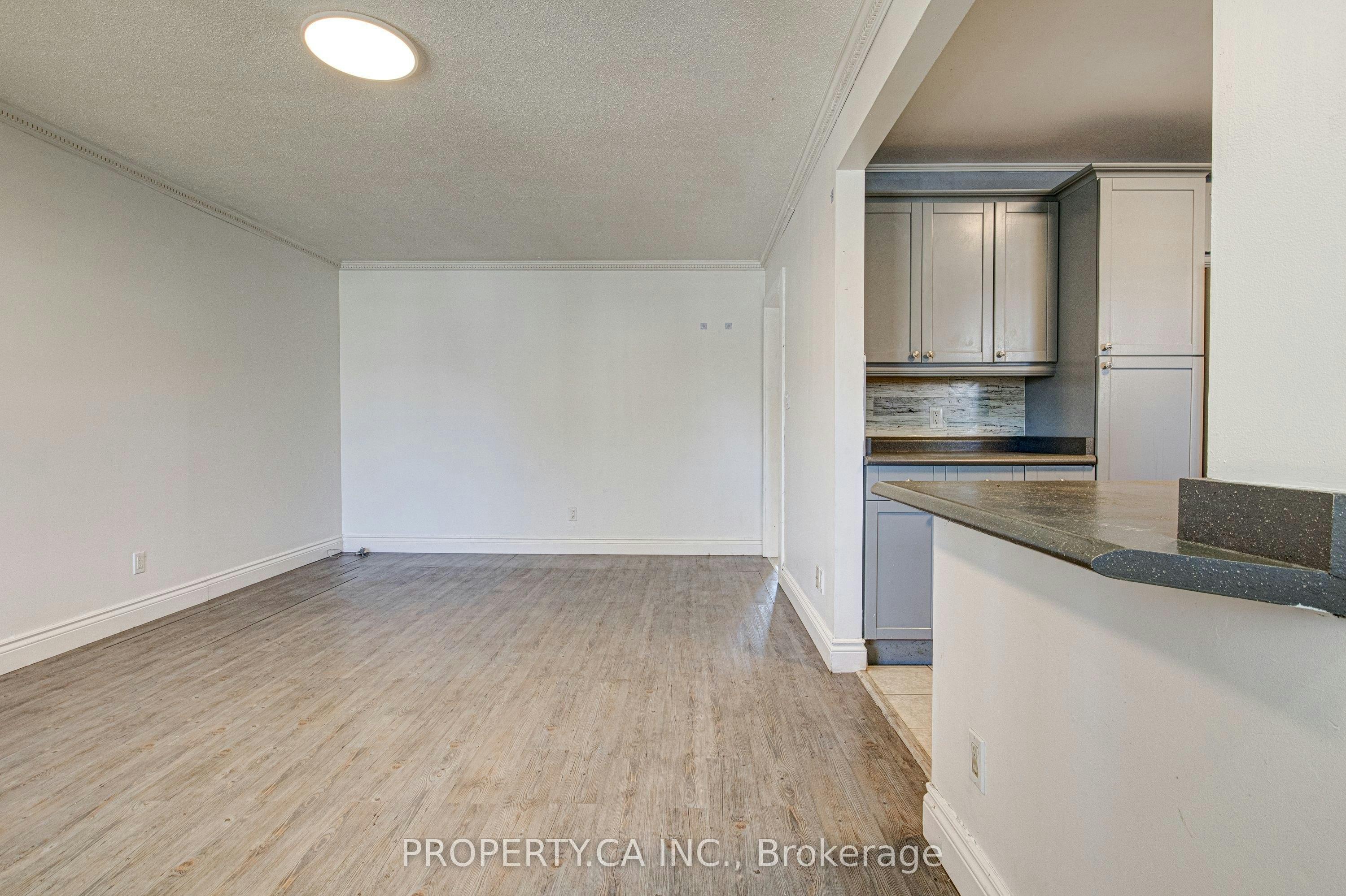 71 Highpark Avenue, Kitchener, ON, N2C 2C3 - 12
