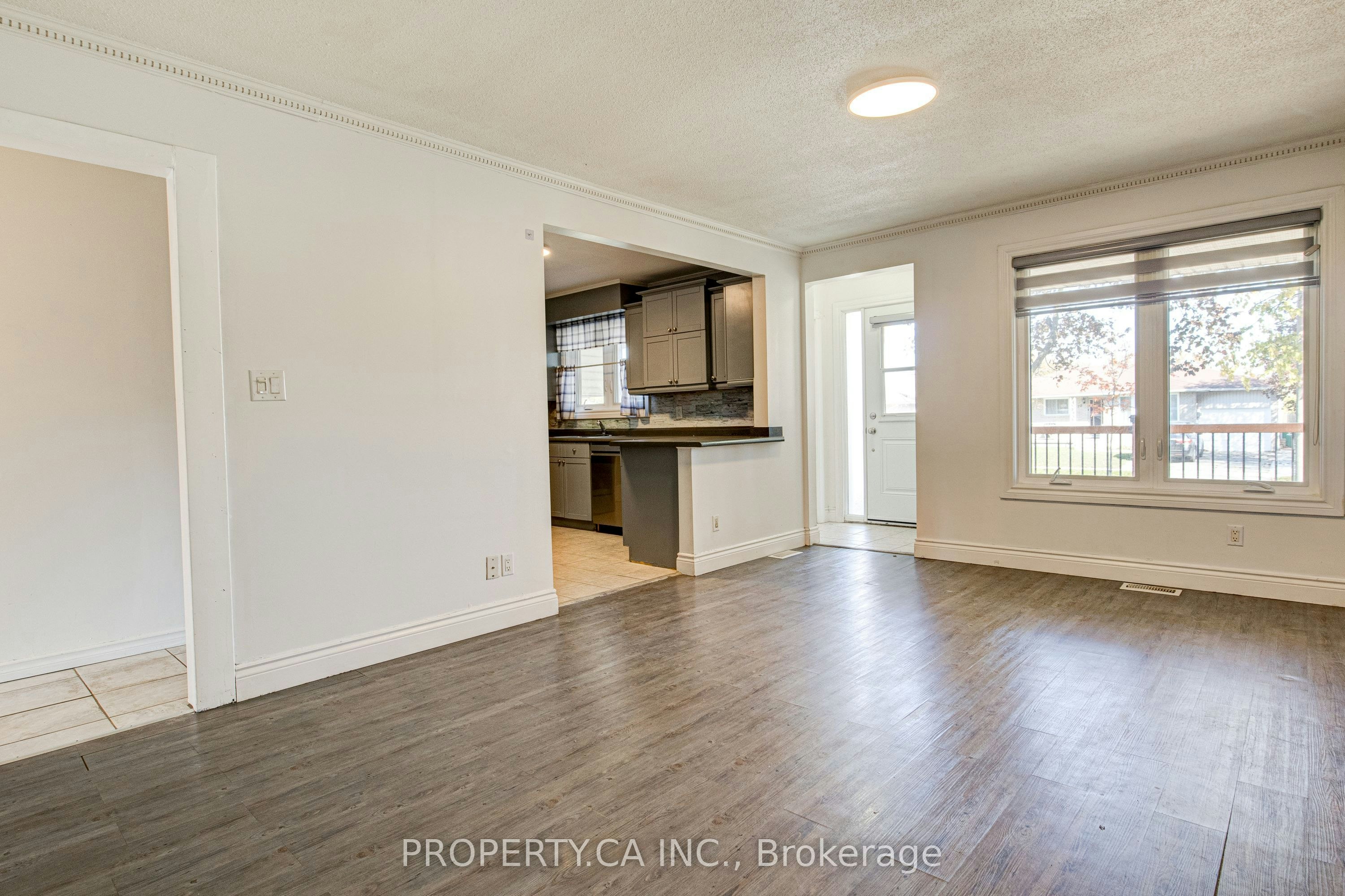 71 Highpark Avenue, Kitchener, ON, N2C 2C3 - 17