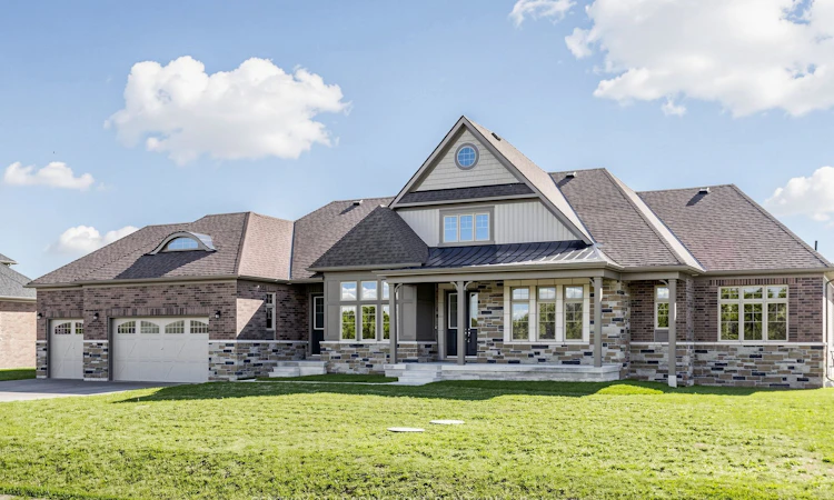 8 Skyvue Crescent