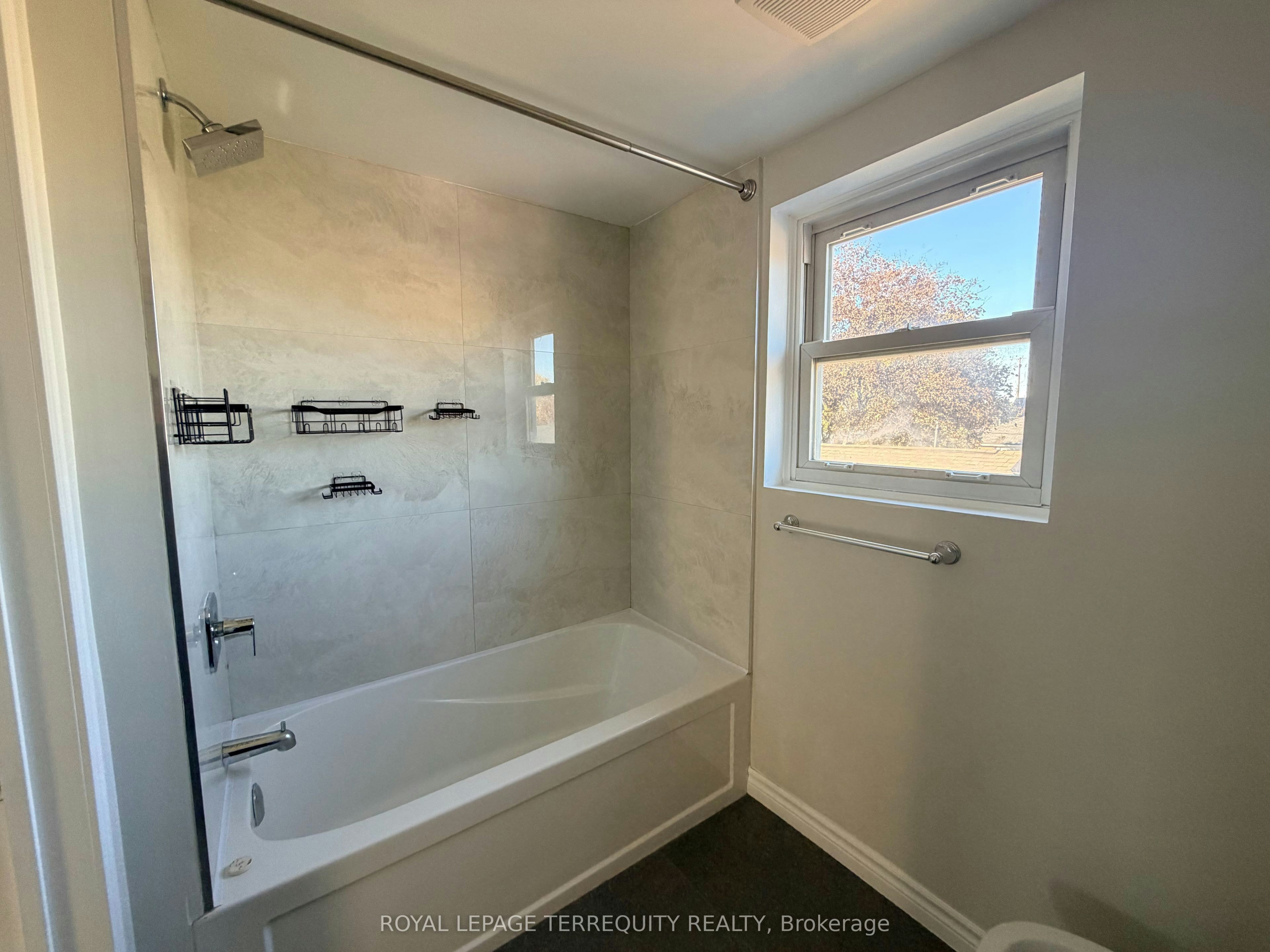 1-1031 Fennell Avenue E, Hamilton, ON, L8T 1R5 - 27
