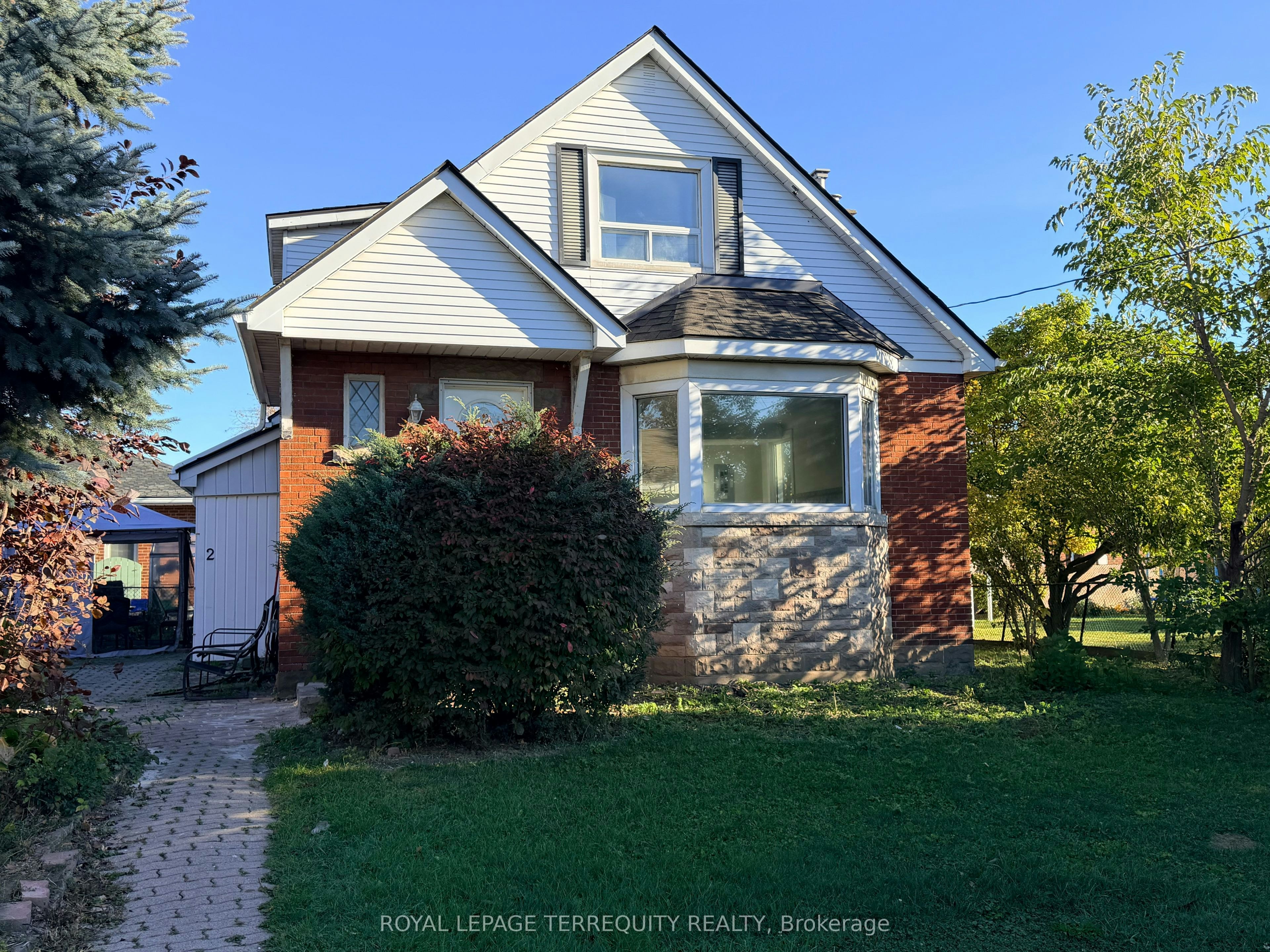 1-1031 Fennell Avenue E, Hamilton, ON, L8T 1R5