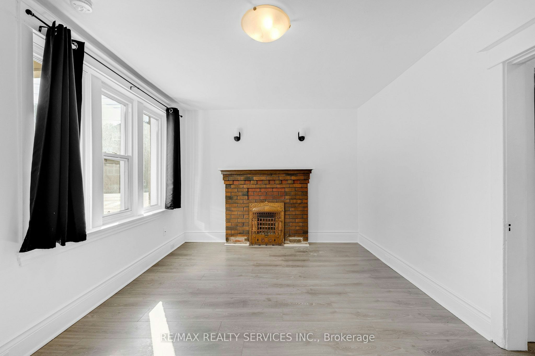 7-5 Fairholt Road N, Hamilton, ON, L8M 2S9 - 3