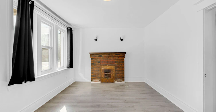 7-5 Fairholt Road N, Hamilton, ON, L8M 2S9 - 3