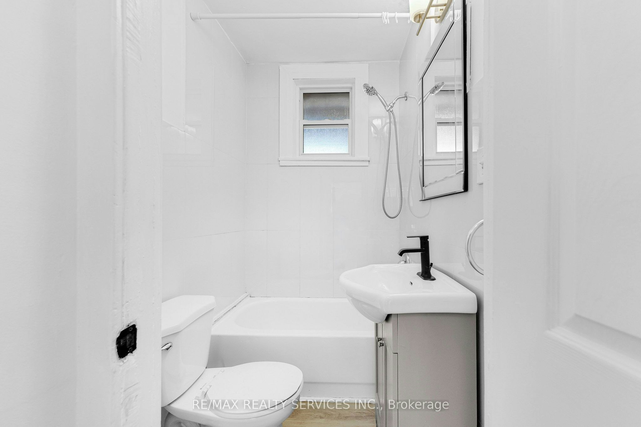 7-5 Fairholt Road N, Hamilton, ON, L8M 2S9 - 12