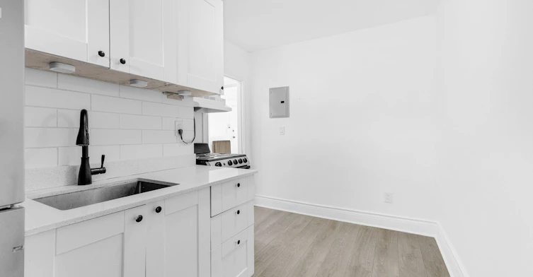 7-5 Fairholt Road N, Hamilton, ON, L8M 2S9 - 7