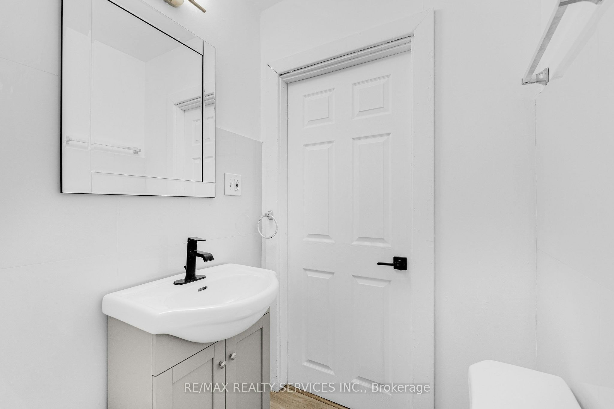 7-5 Fairholt Road N, Hamilton, ON, L8M 2S9 - 13