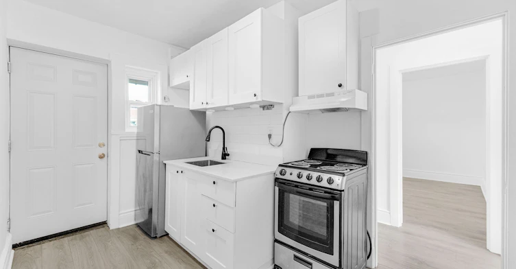 7-5 Fairholt Road N, Hamilton, ON, L8M 2S9 - 5