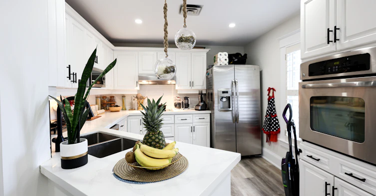 Upper-111 Balsam Avenue S, Hamilton, ON, L8M 3B4 - 11