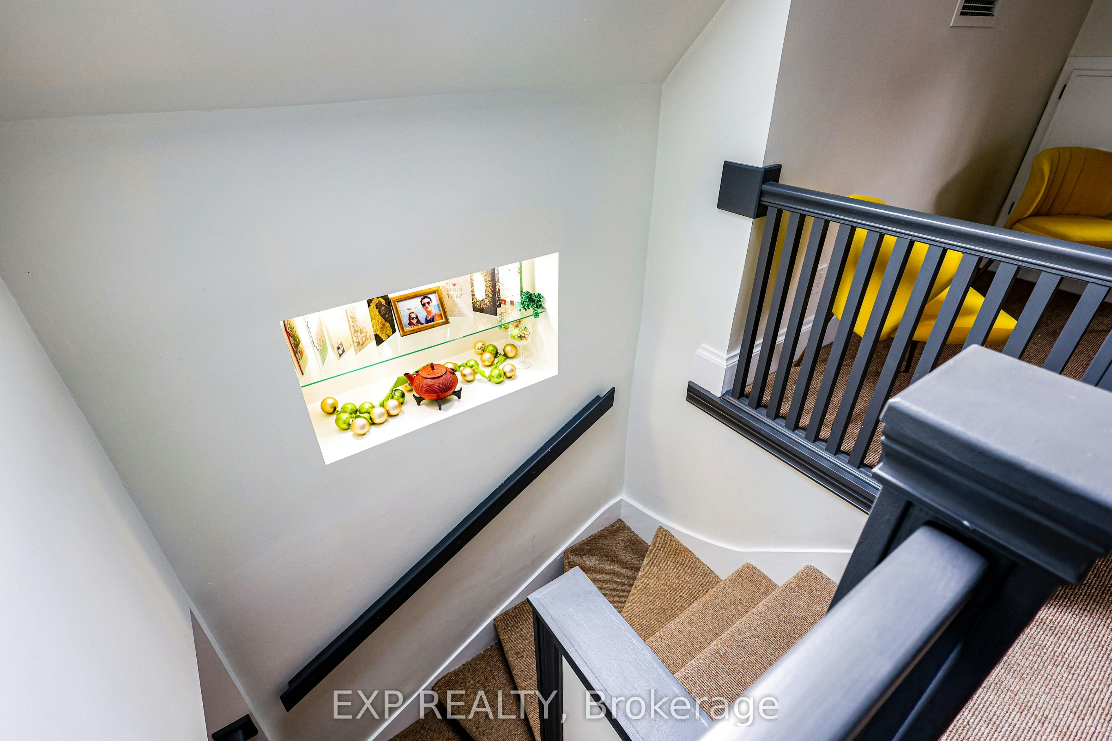 Upper-111 Balsam Avenue S, Hamilton, ON, L8M 3B4 - 12