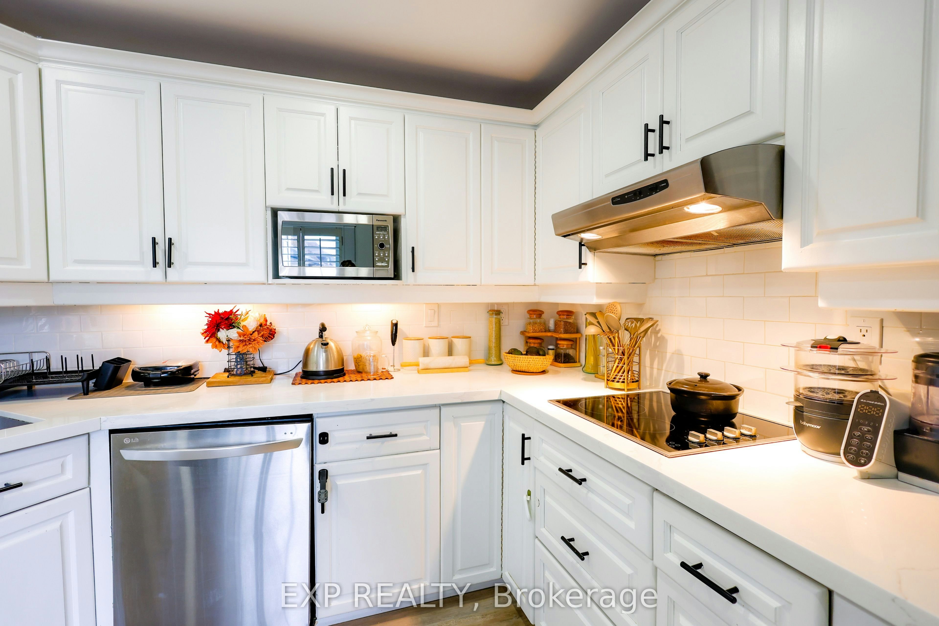 Upper-111 Balsam Avenue S, Hamilton, ON, L8M 3B4 - 9