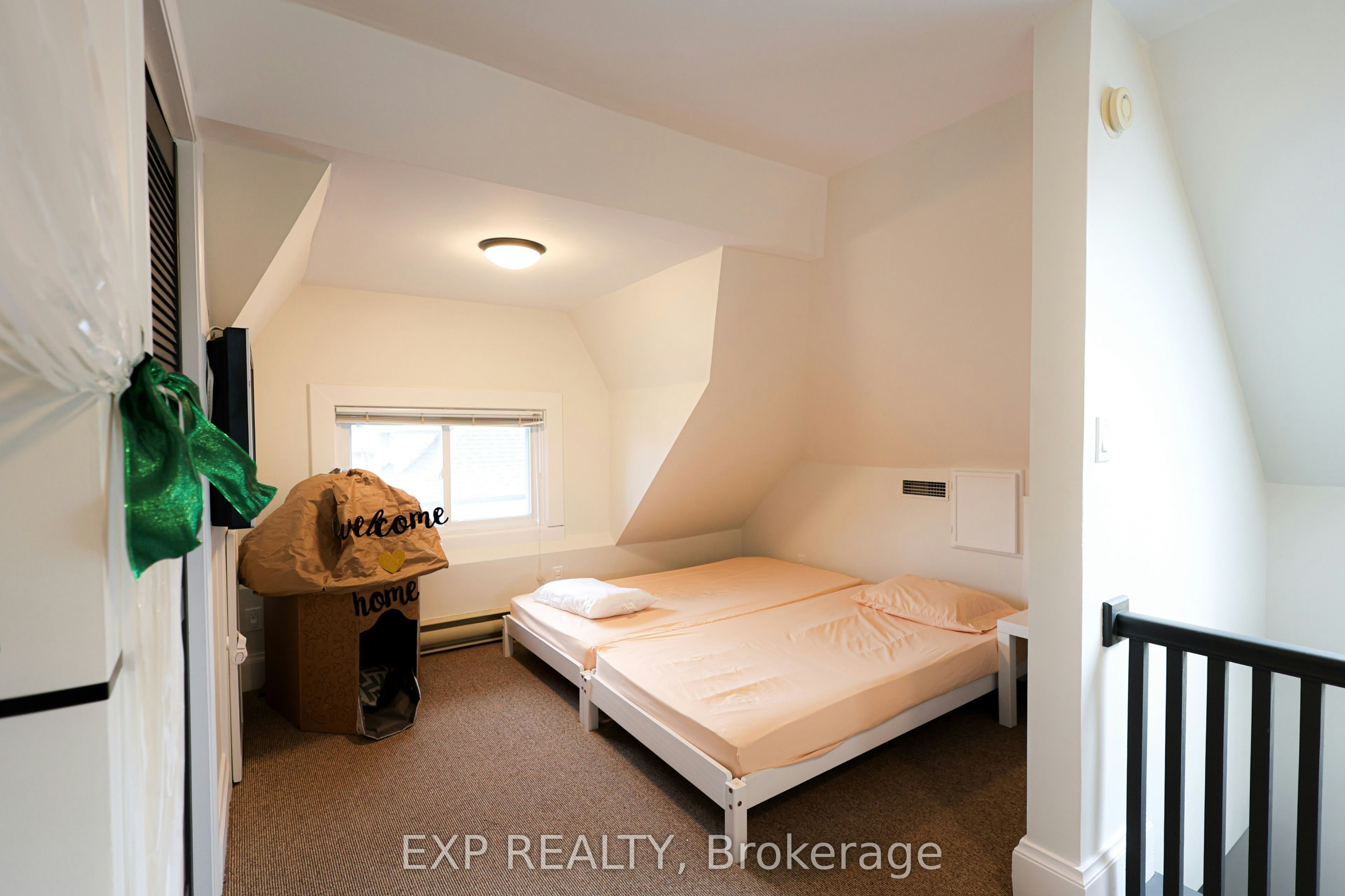 Upper-111 Balsam Avenue S, Hamilton, ON, L8M 3B4 - 13