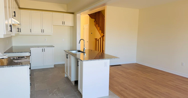 1104 Periwinkle Crescent, Woodstock, ON, N4T 0R5 - 11