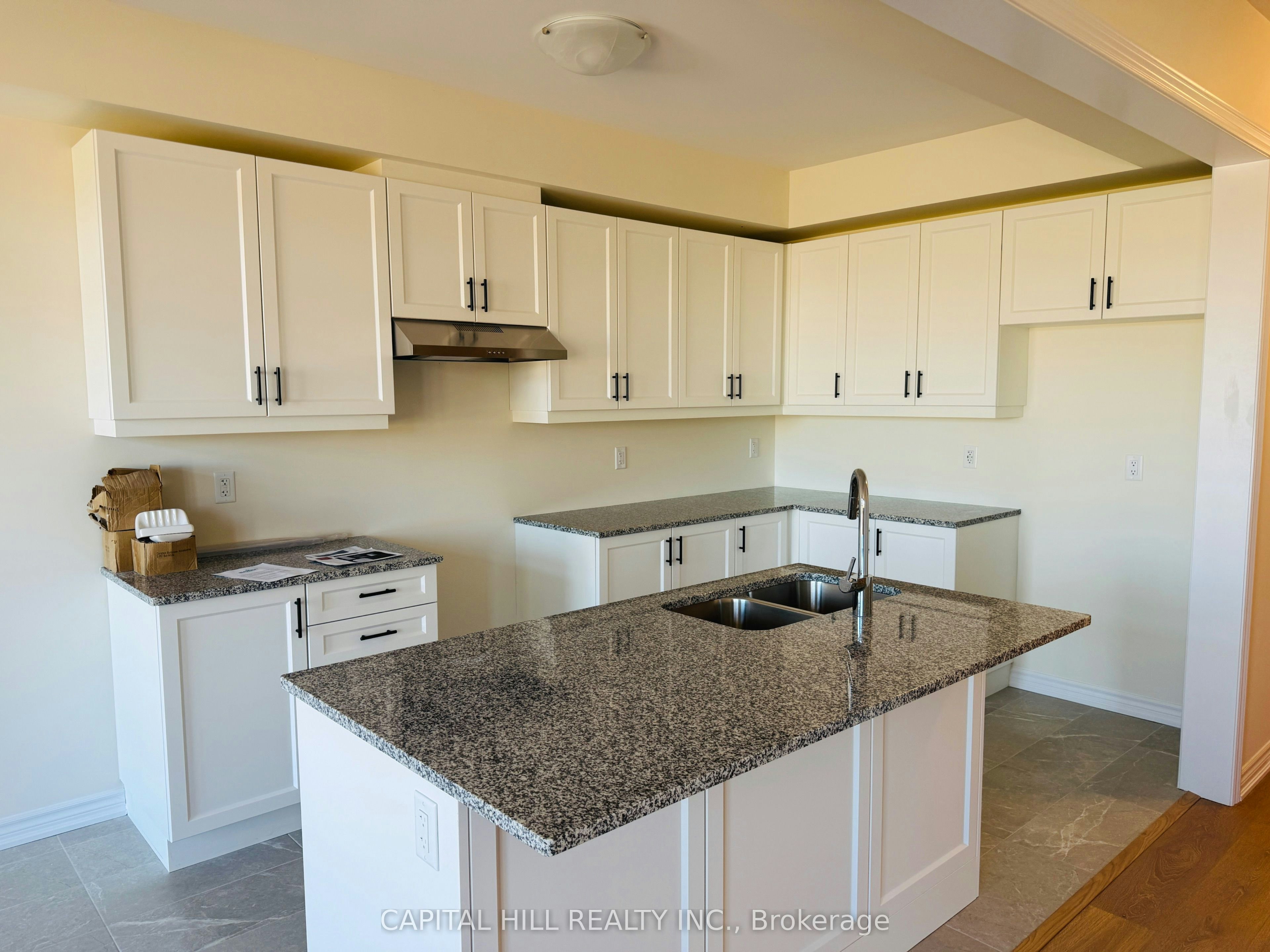 1104 Periwinkle Crescent, Woodstock, ON, N4T 0R5 - 3