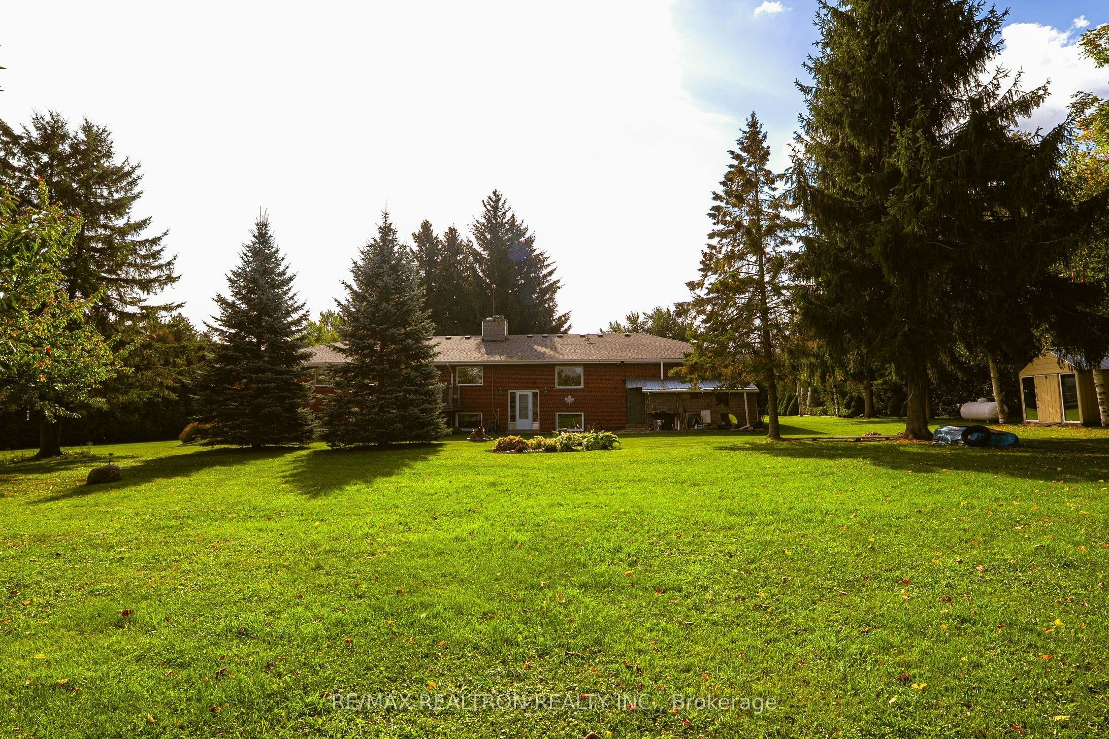 427371 25 Sideroad N/A E, Mono, ON, L9V 1E7 - 32