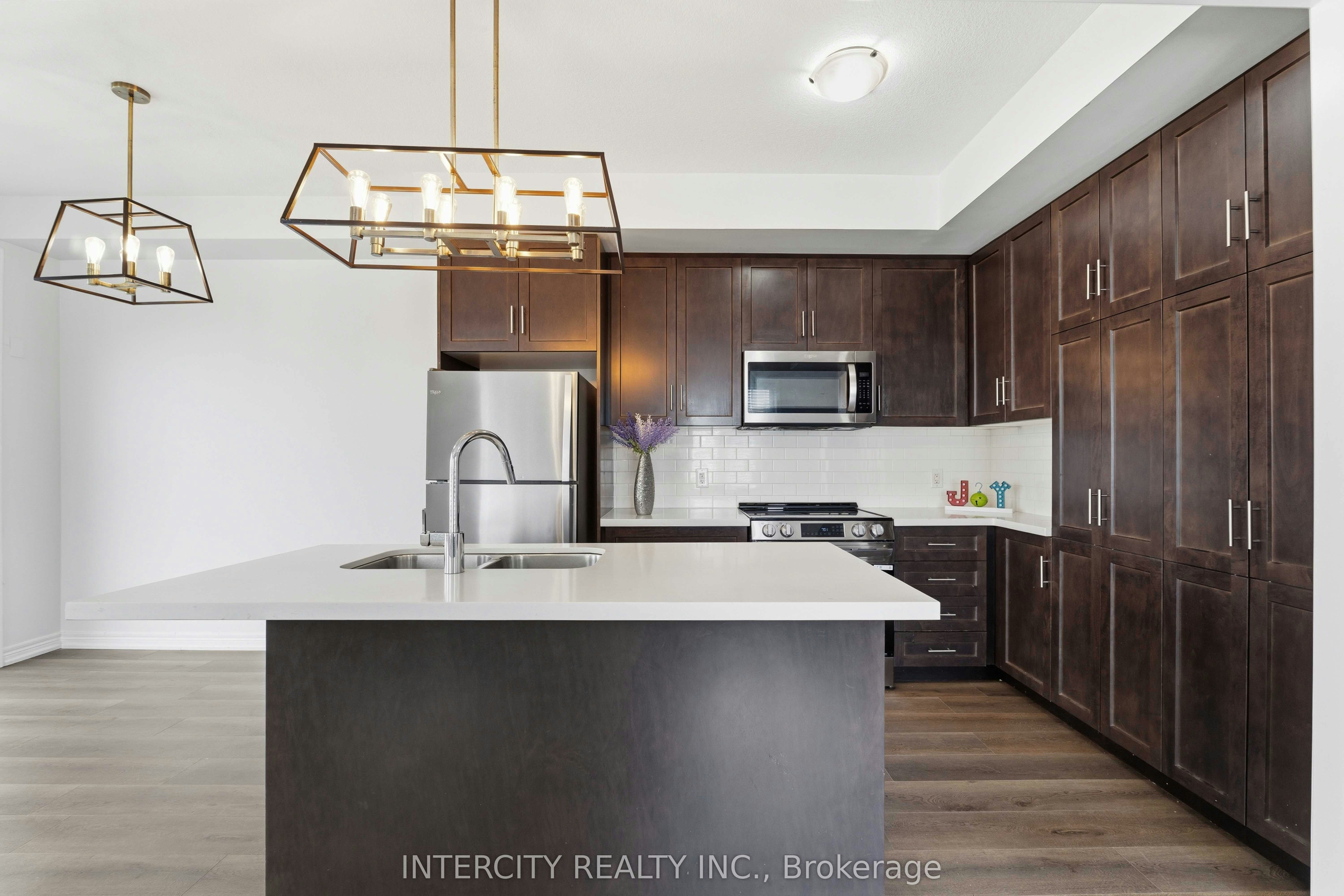 1 Pelican Lane, Hamilton, ON, L8K 0A4 - 10