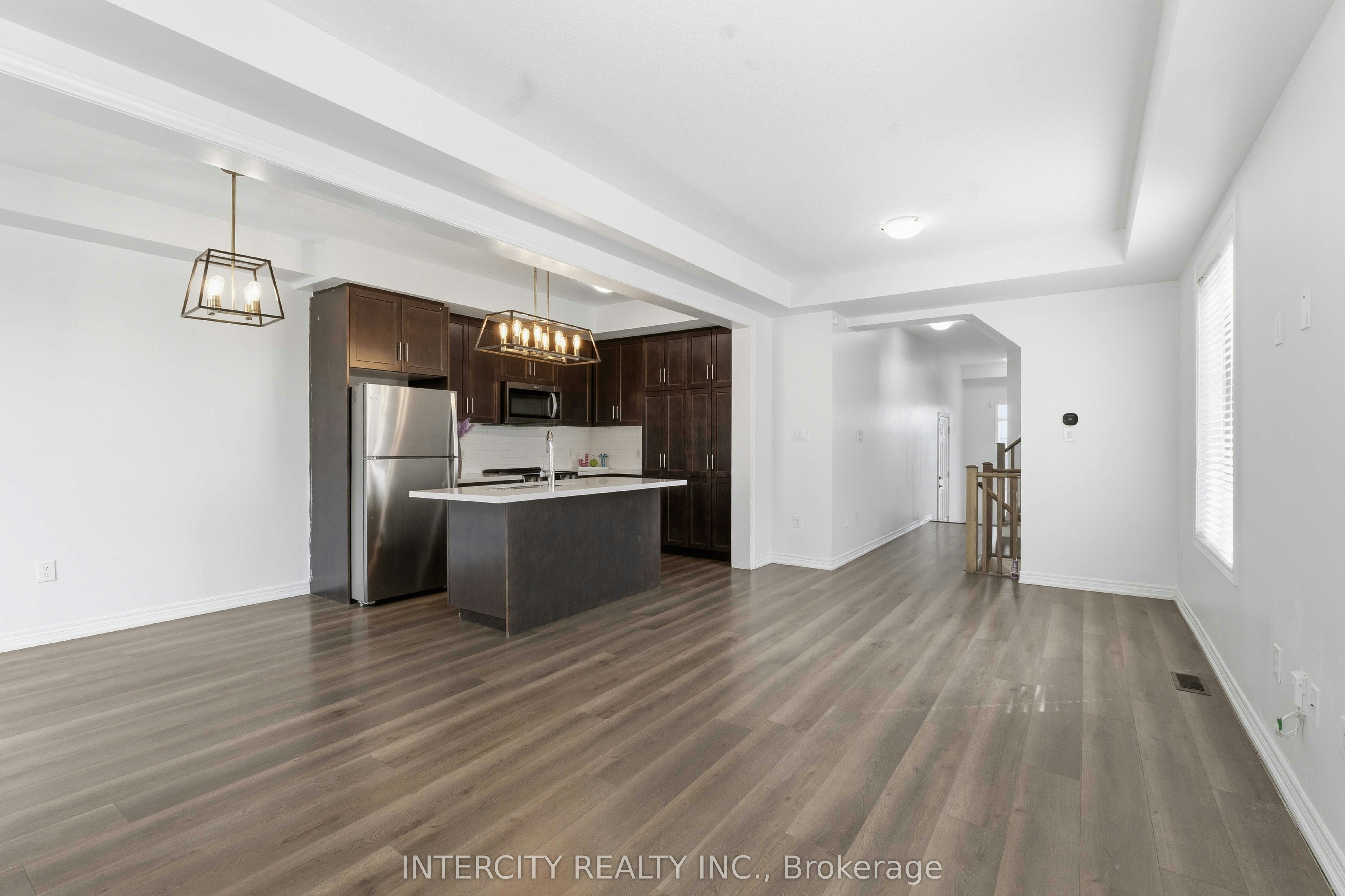 1 Pelican Lane, Hamilton, ON, L8K 0A4 - 8