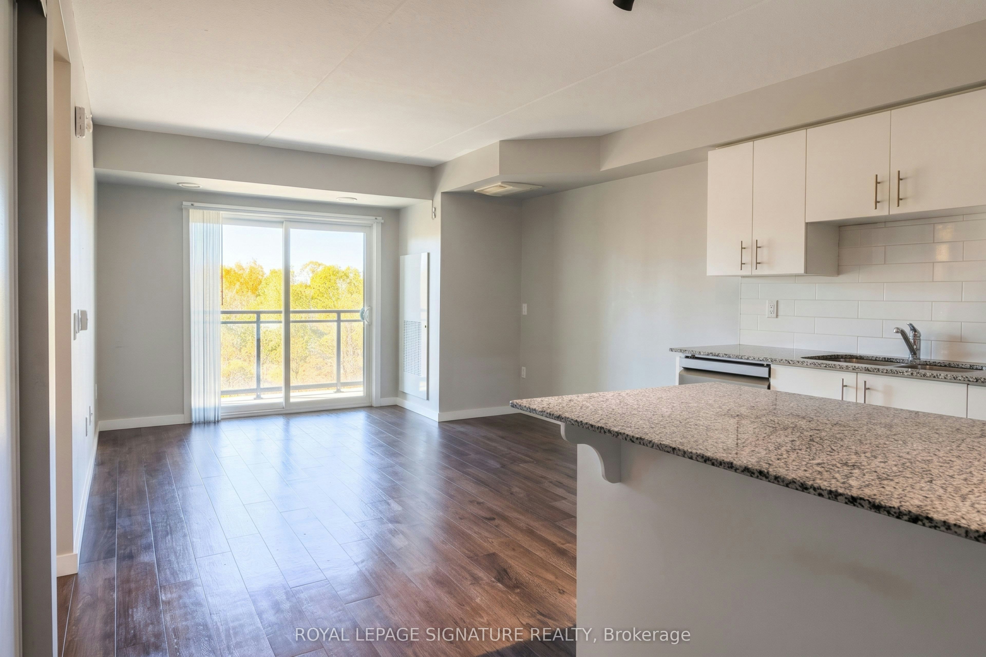 304-25 Kay Crescent, Guelph, ON, N1L 1H1 - 5