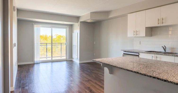 304-25 Kay Crescent, Guelph, ON, N1L 1H1 - 5
