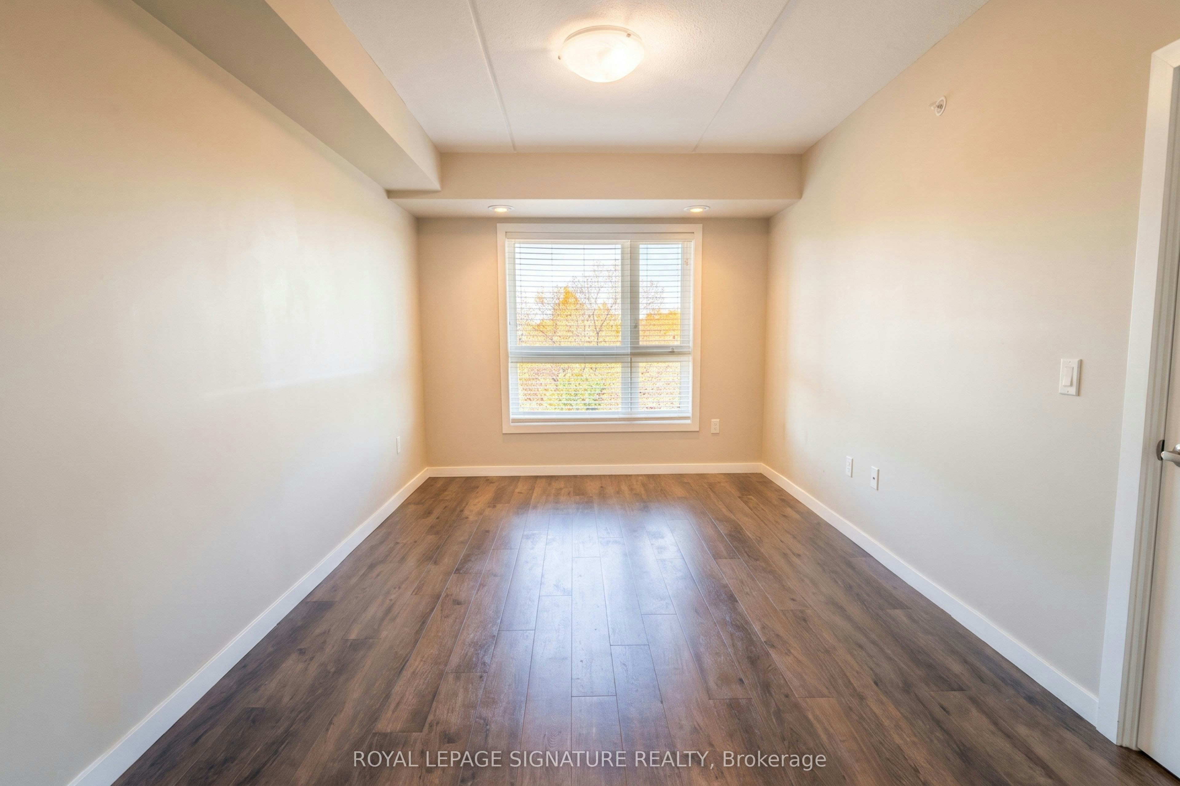 304-25 Kay Crescent, Guelph, ON, N1L 1H1 - 8