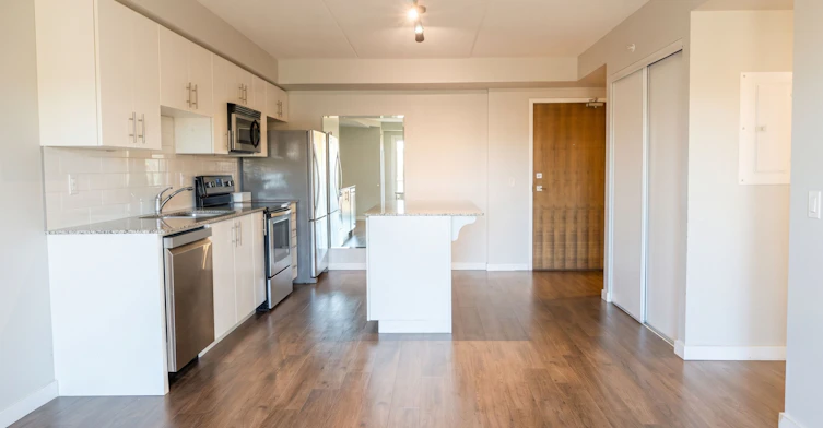 304-25 Kay Crescent, Guelph, ON, N1L 1H1 - 4