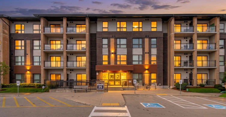 304-25 Kay Crescent, Guelph, ON, N1L 1H1