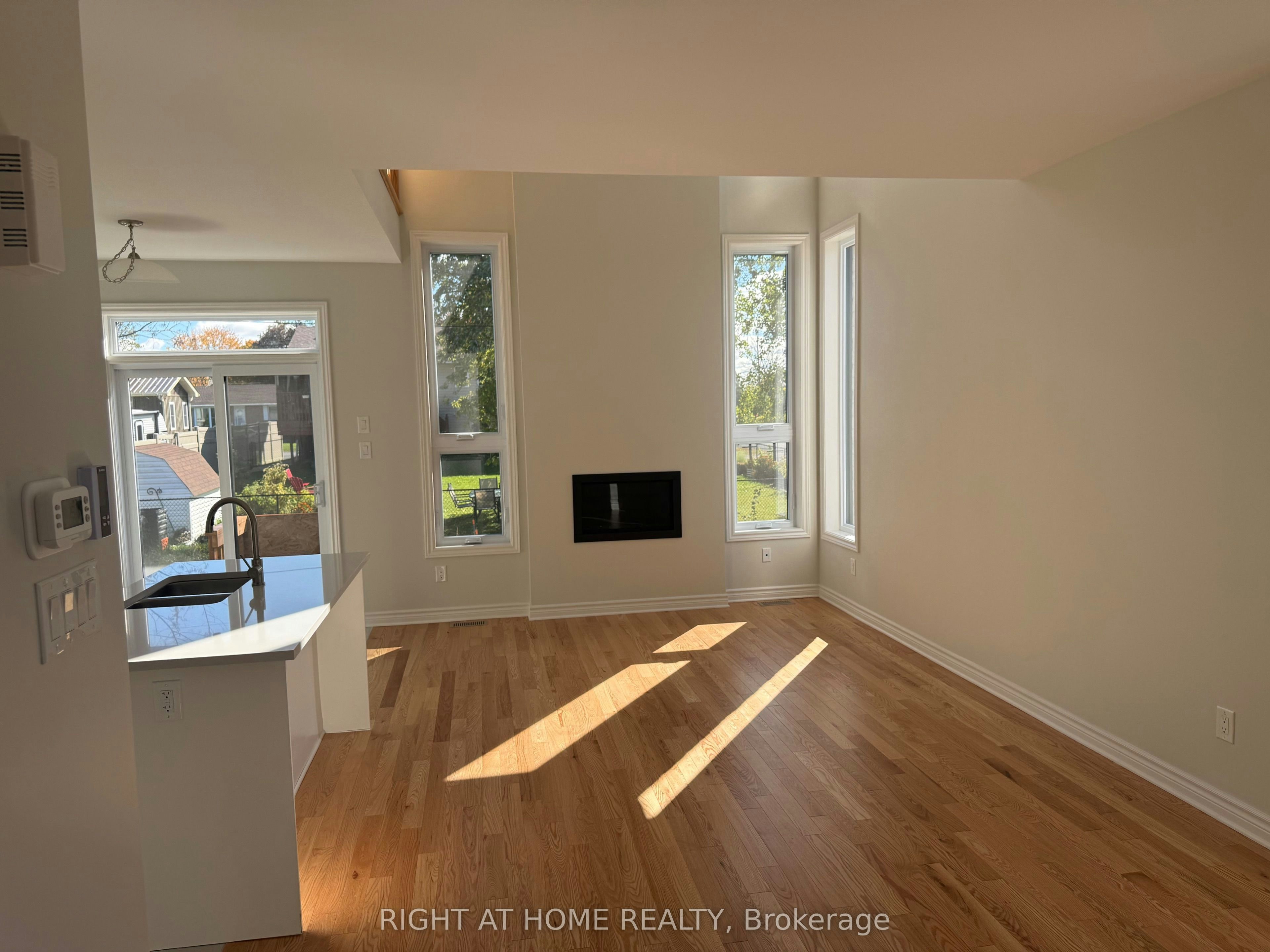 1 Fisher Avenue W, Leeds and the Thousand Islands, ON, K0E 1K0 - 7