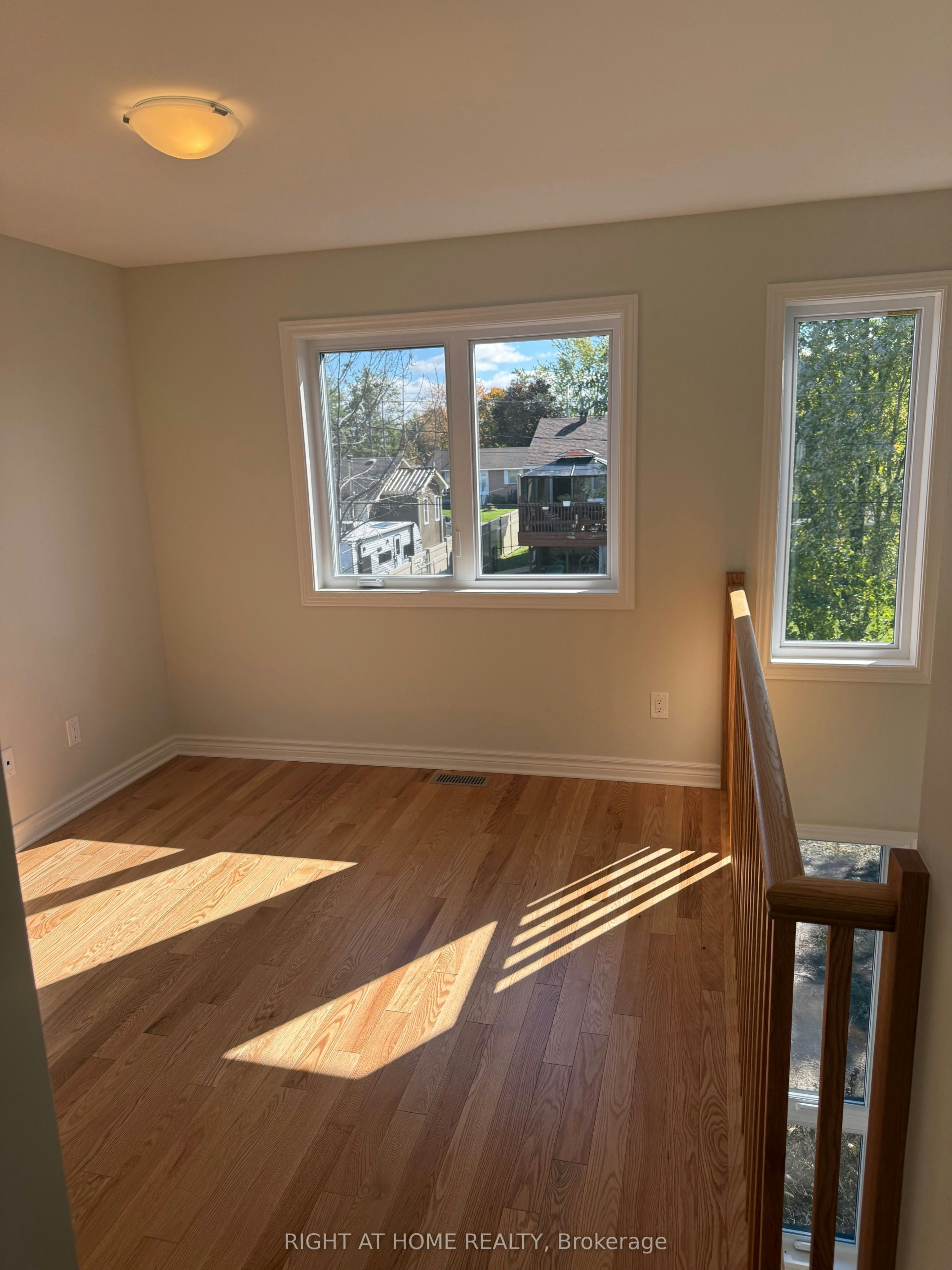 1 Fisher Avenue W, Leeds and the Thousand Islands, ON, K0E 1K0 - 6