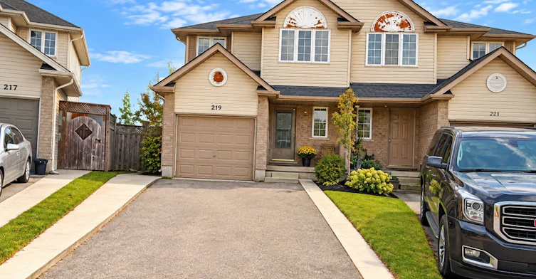 219 Britton Place, Kitchener, ON, N2C 2T3