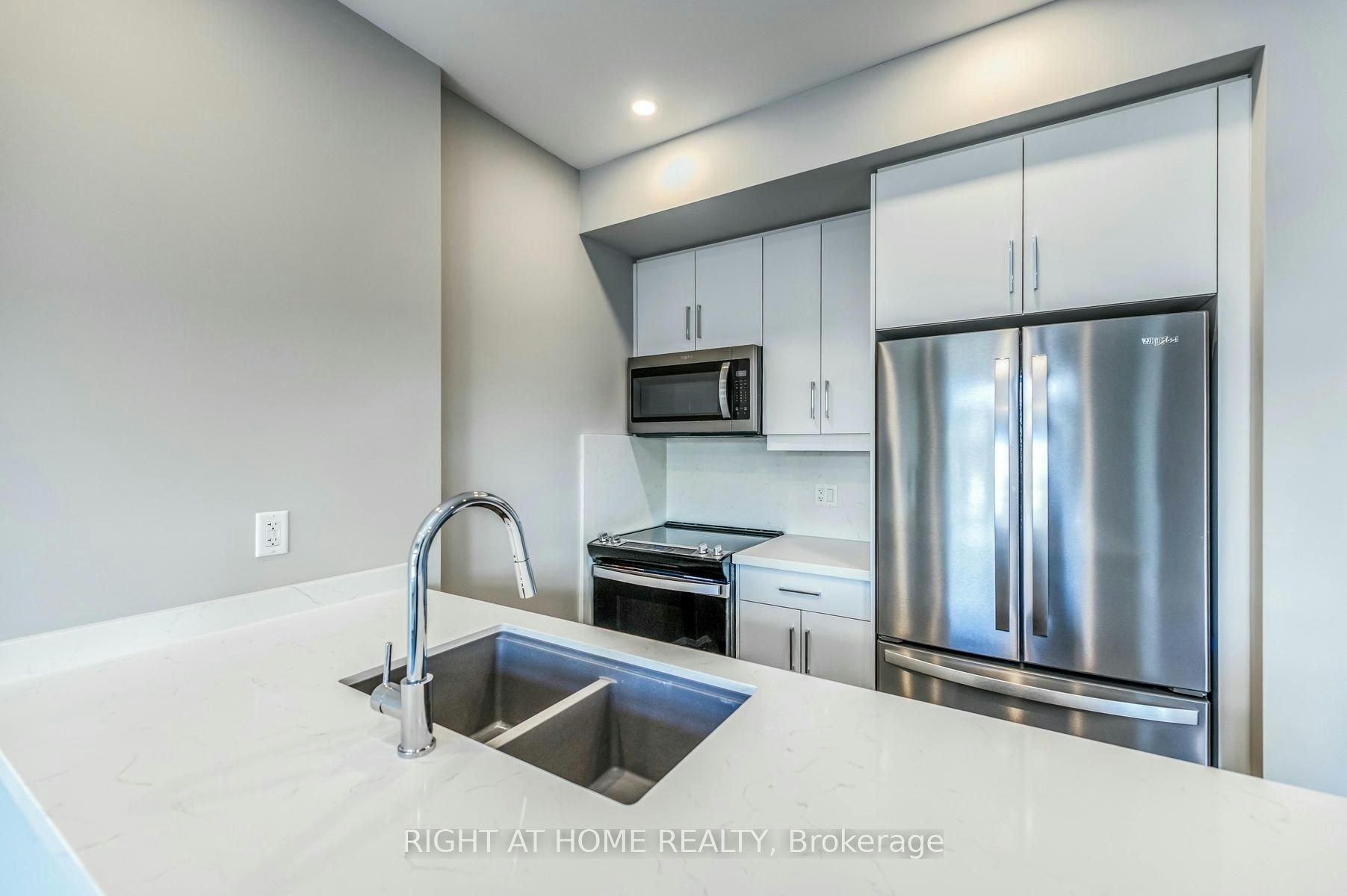 20-292 Vine Street, St. Catharines, ON, L2M 0E1 - 8