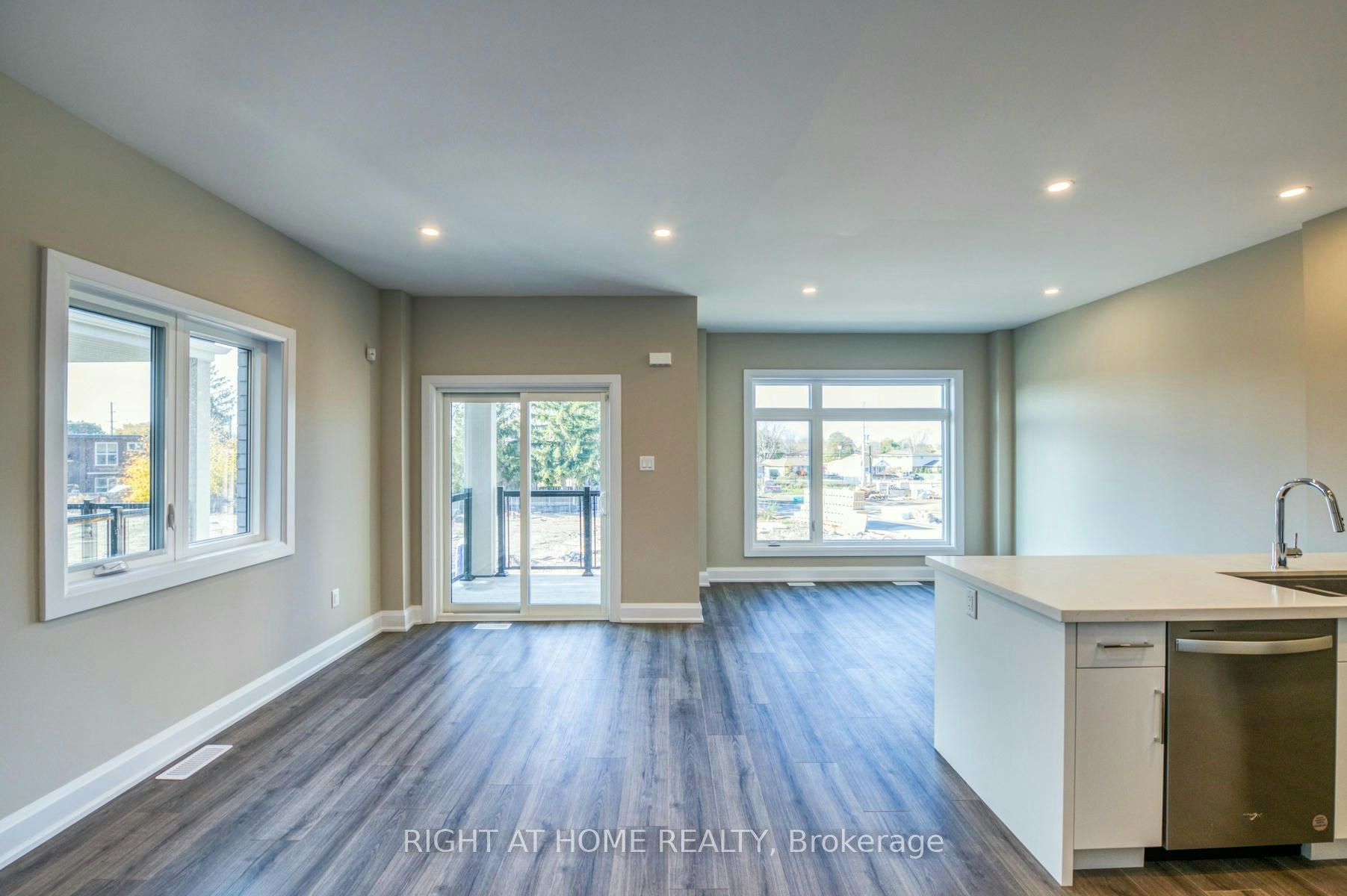 20-292 Vine Street, St. Catharines, ON, L2M 0E1 - 6