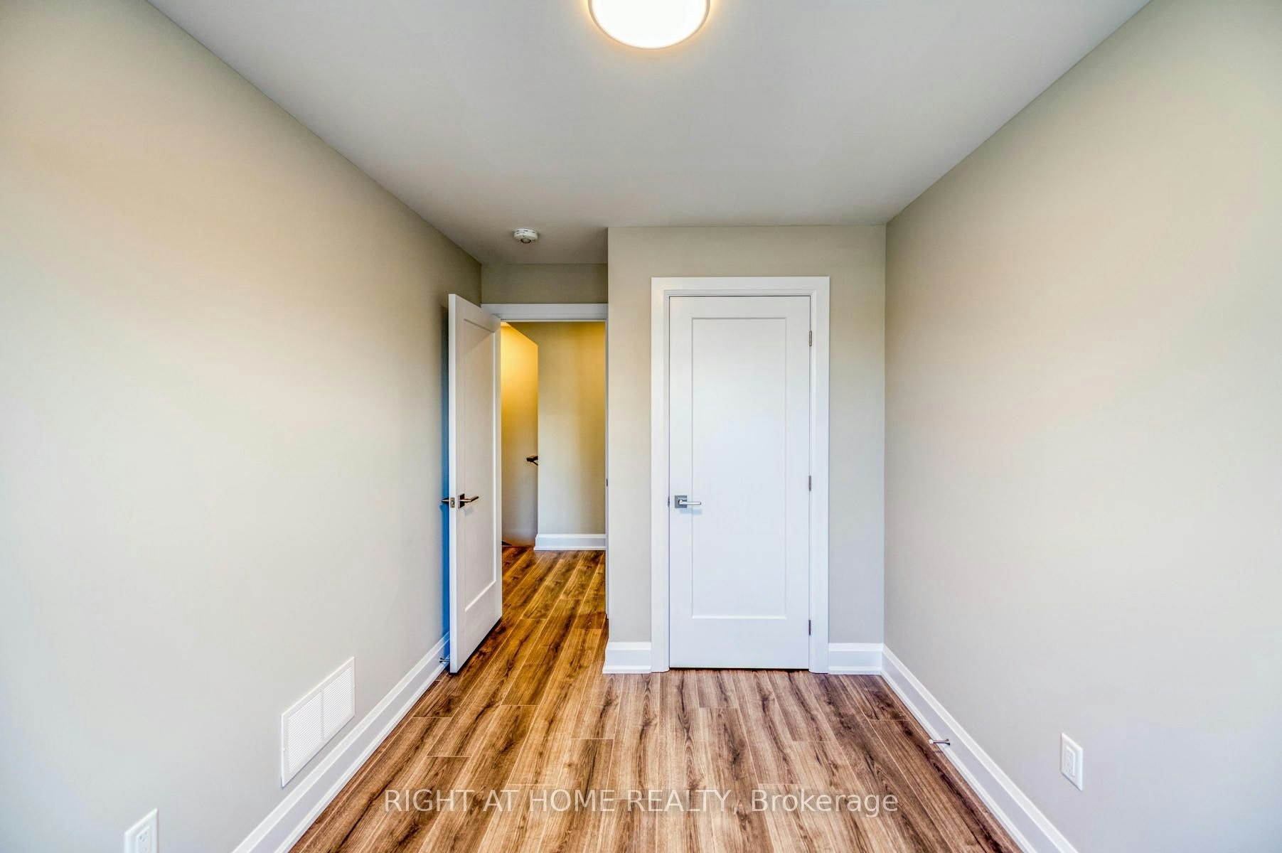 20-292 Vine Street, St. Catharines, ON, L2M 0E1 - 19
