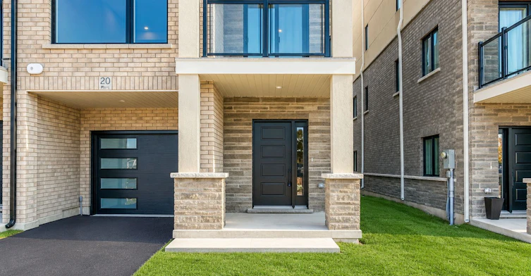20-292 Vine Street, St. Catharines, ON, L2M 0E1 - 2
