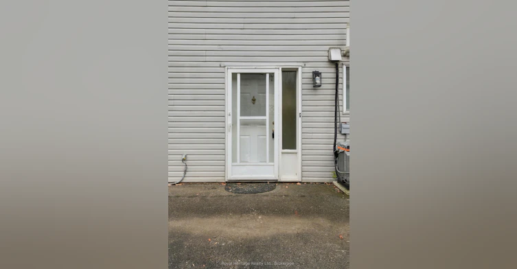 54 North Murray Street, Quinte West, ON, K8V 2E6 - 6