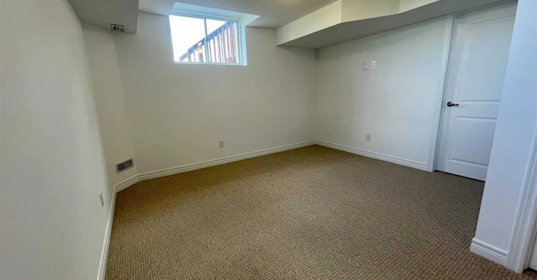 152 Sunflower Place, Welland, ON, L3C 0H9 - 14