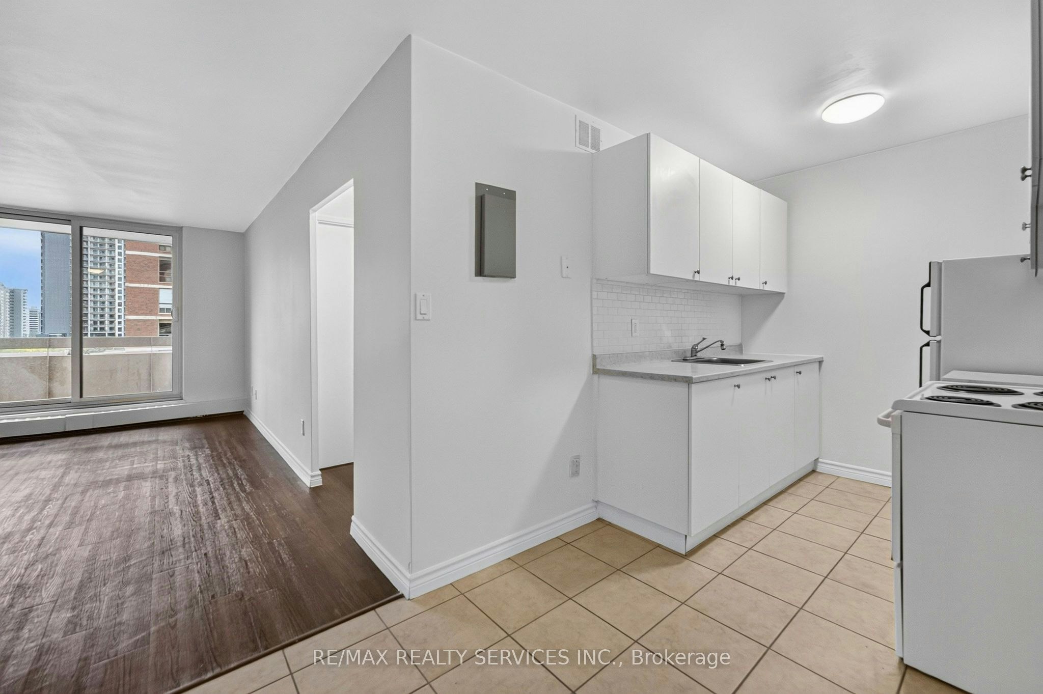 804-223 Jackson Street W, Hamilton, ON, L8P 4R4 - 8