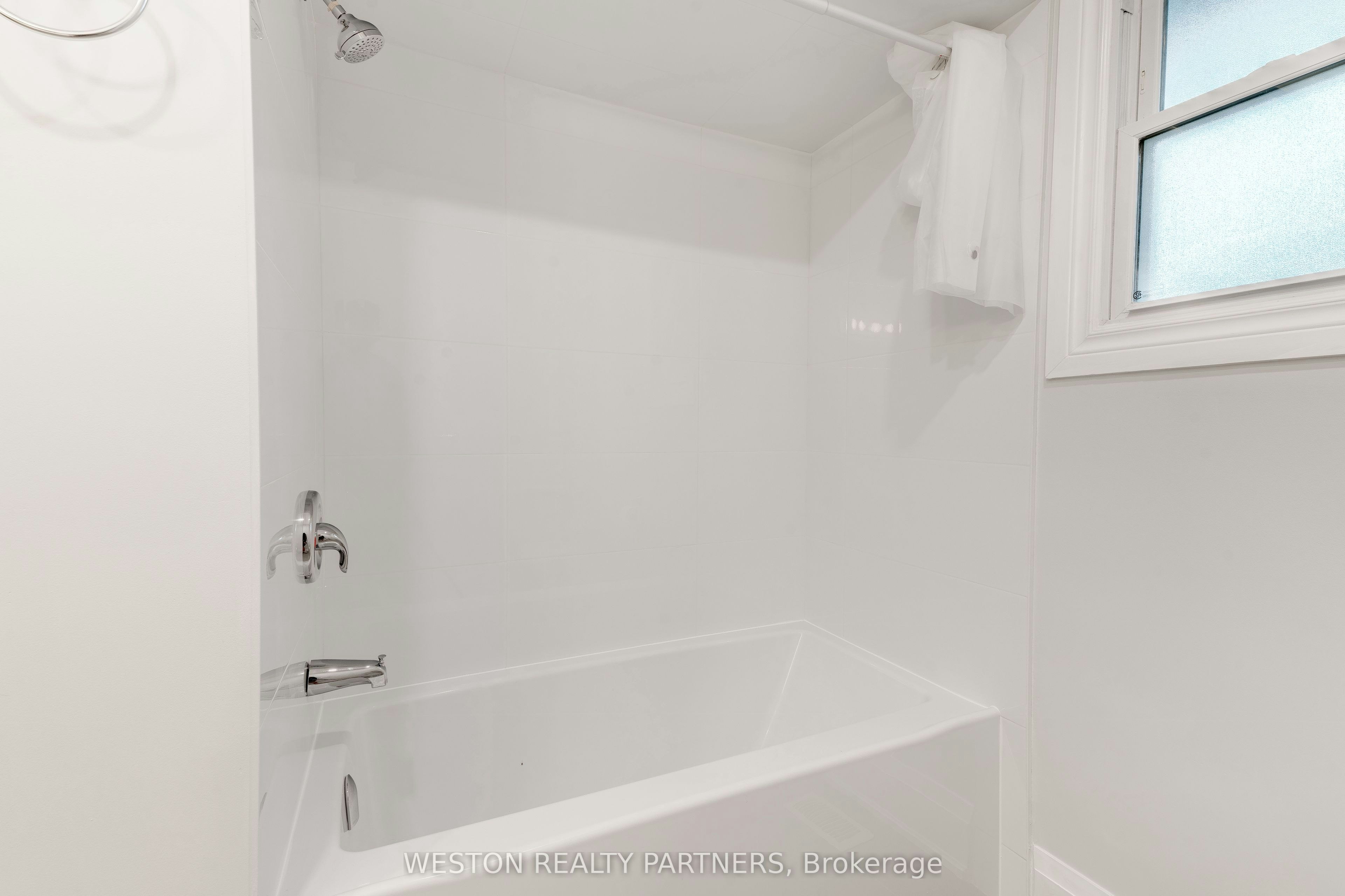 174 San Remo Drive, Hamilton, ON, L9C 5T9 - 22