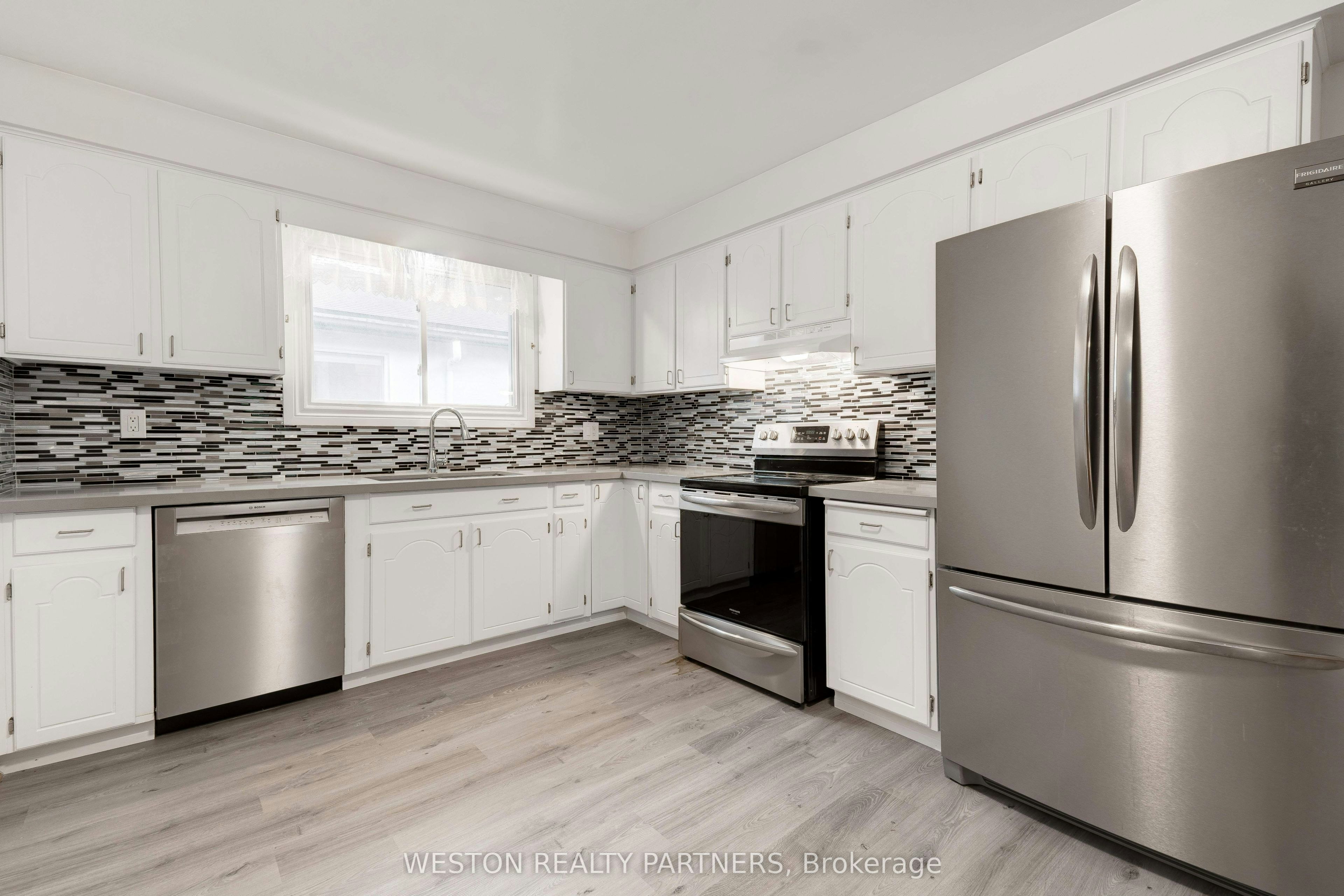 174 San Remo Drive, Hamilton, ON, L9C 5T9 - 16