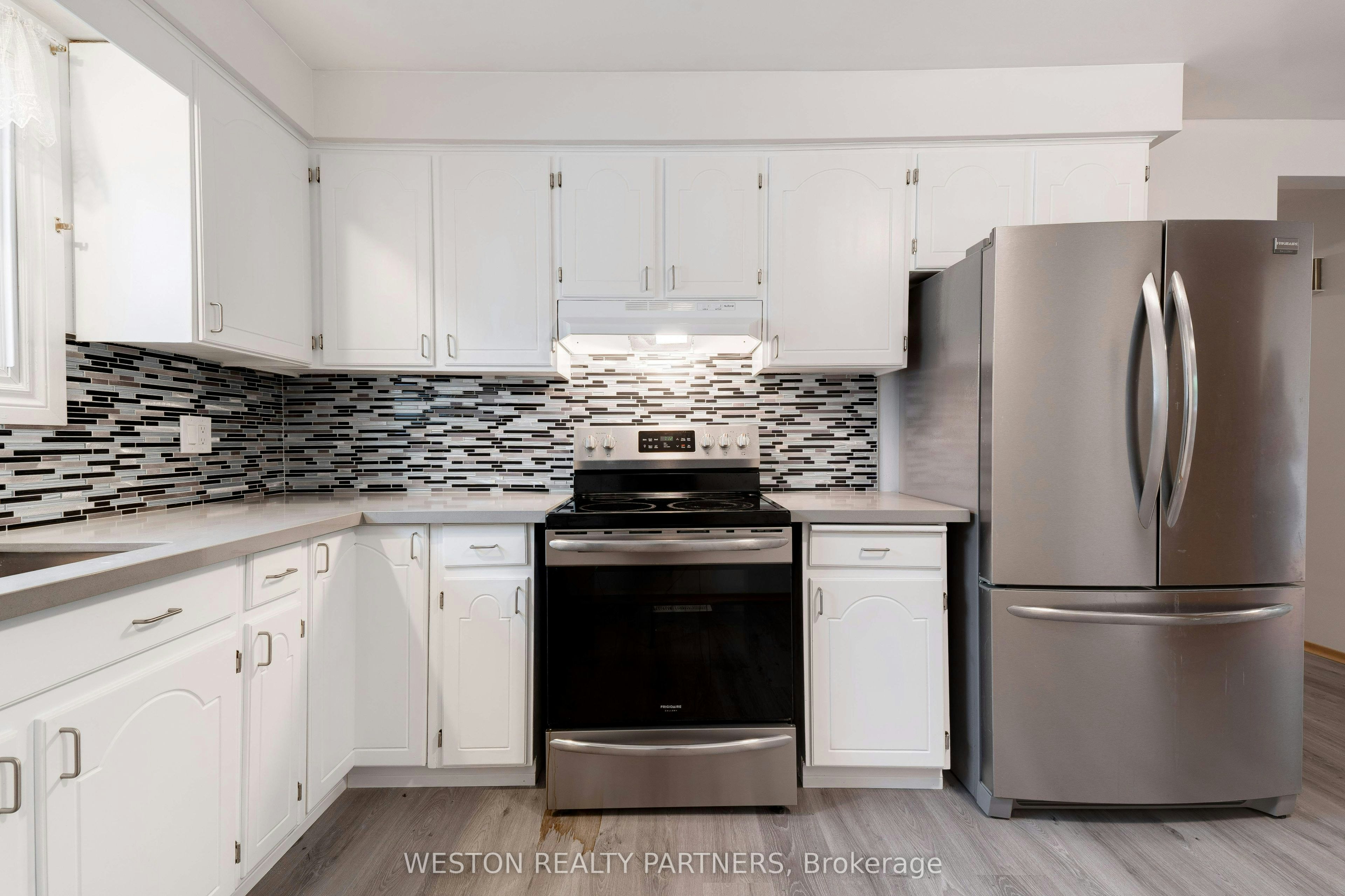174 San Remo Drive, Hamilton, ON, L9C 5T9 - 17