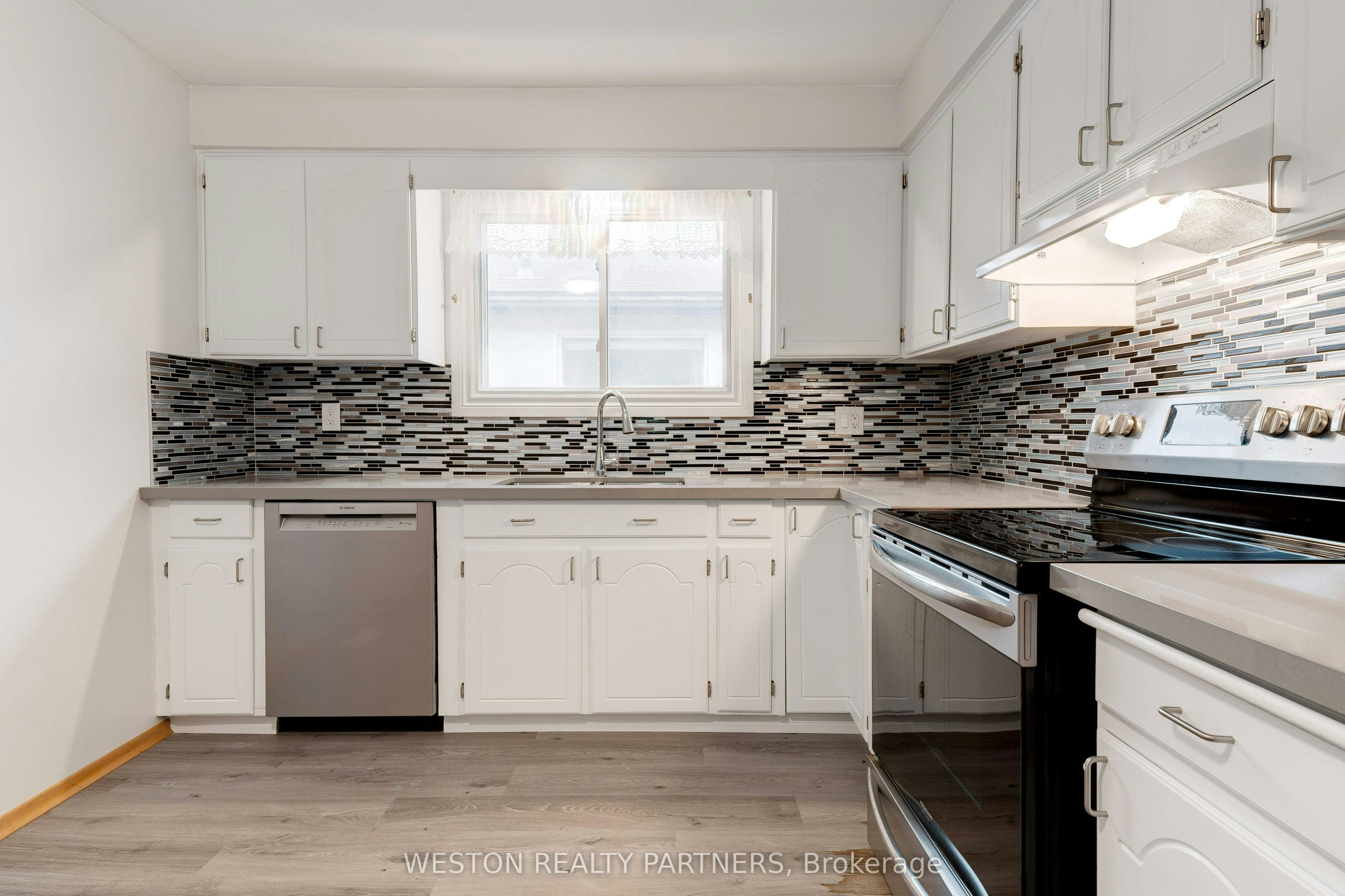 174 San Remo Drive, Hamilton, ON, L9C 5T9 - 19