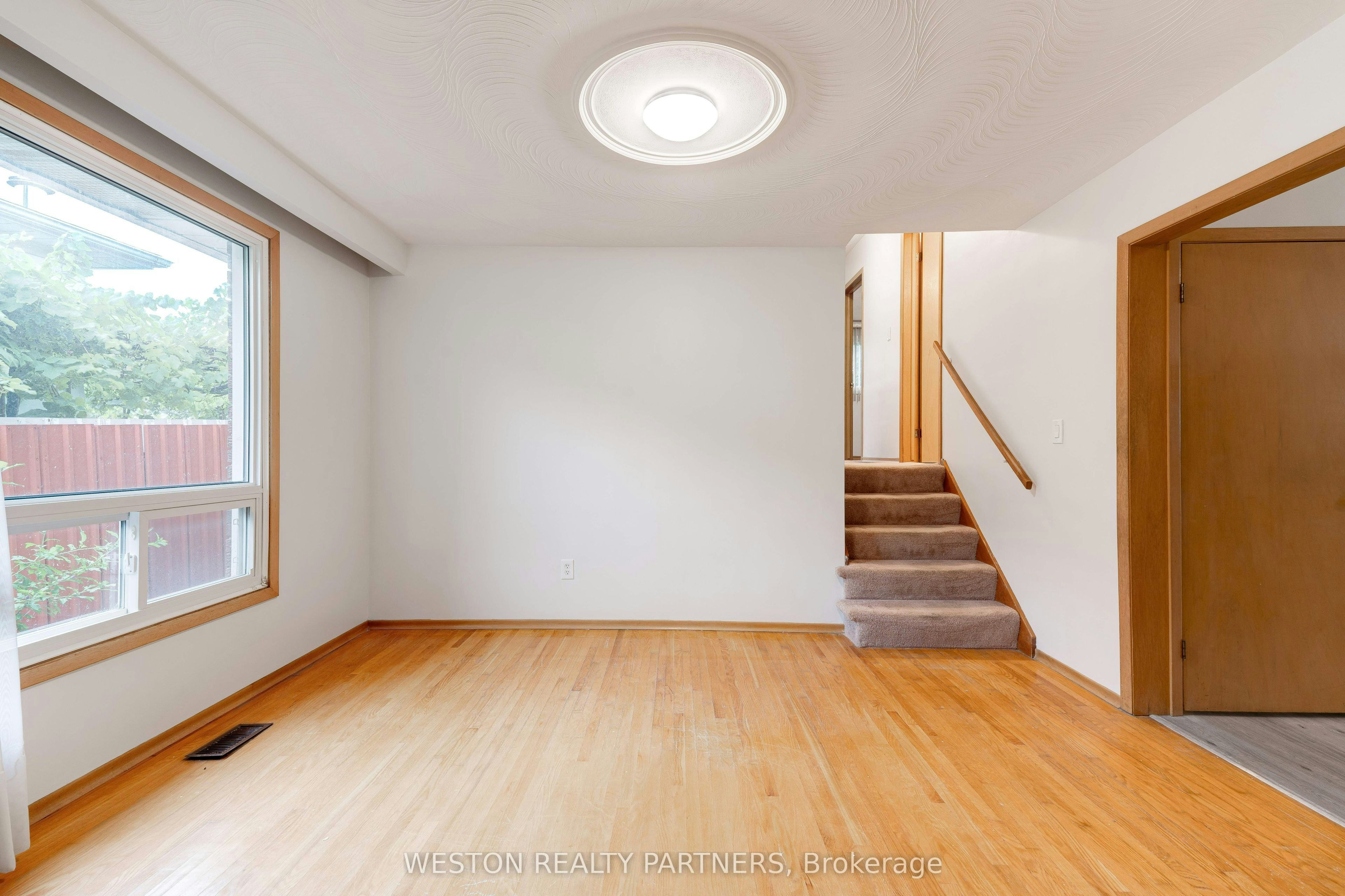 174 San Remo Drive, Hamilton, ON, L9C 5T9 - 12
