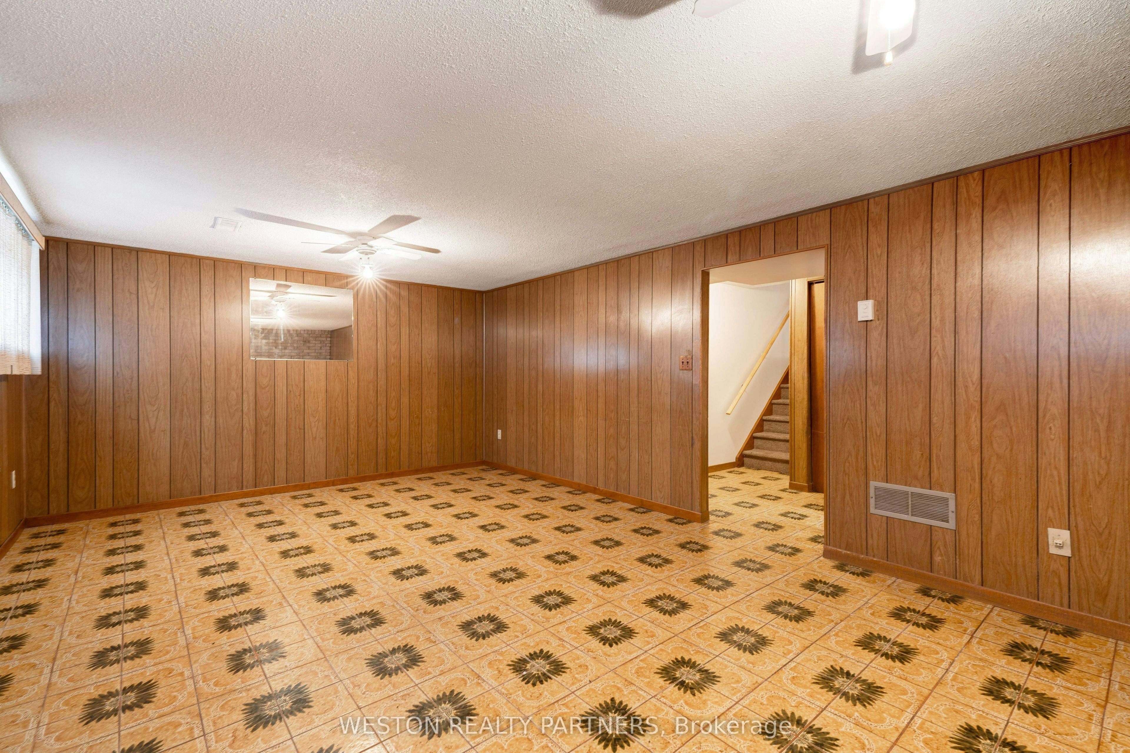 174 San Remo Drive, Hamilton, ON, L9C 5T9 - 38