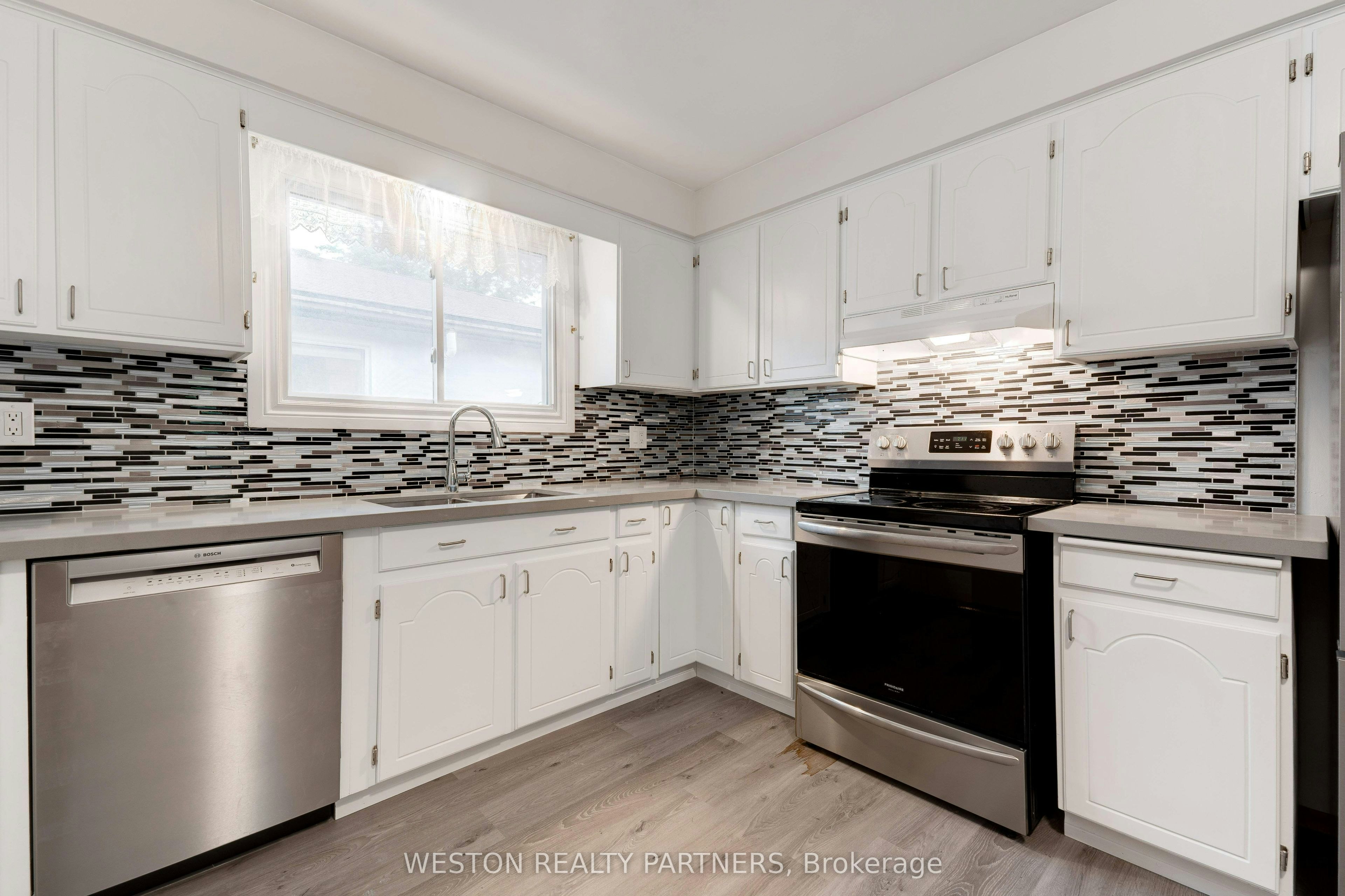 174 San Remo Drive, Hamilton, ON, L9C 5T9 - 18