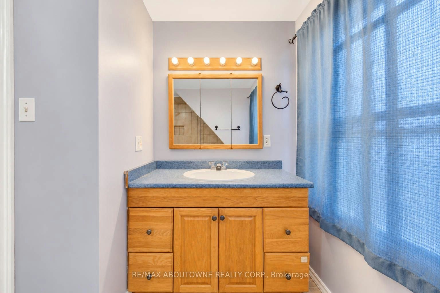 81 Glendale Avenue N, Hamilton, ON, L8L 7J6 - 18
