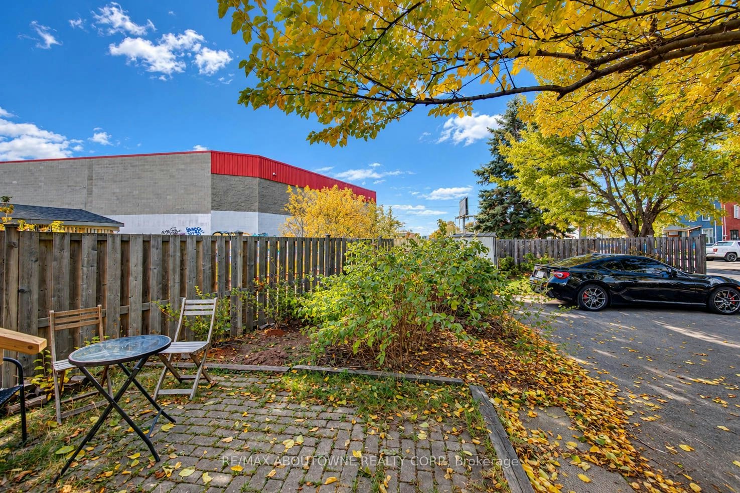 81 Glendale Avenue N, Hamilton, ON, L8L 7J6 - 24
