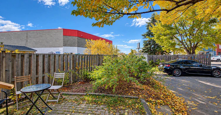 81 Glendale Avenue N, Hamilton, ON, L8L 7J6 - 24