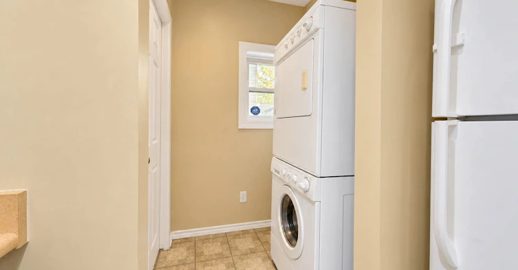 81 Glendale Avenue N, Hamilton, ON, L8L 7J6 - 12