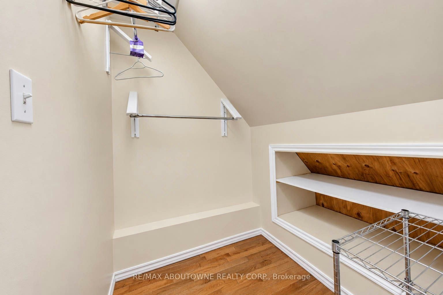 81 Glendale Avenue N, Hamilton, ON, L8L 7J6 - 19